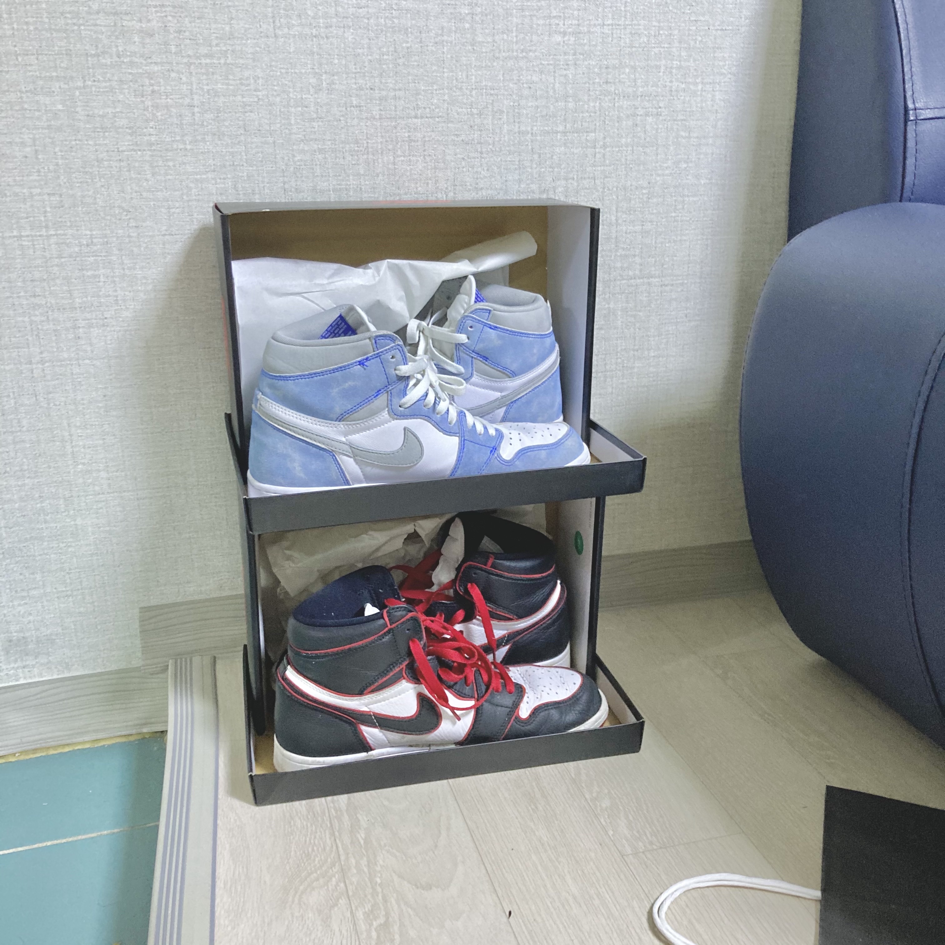 Jordan 1 Retro High OG Bloodline, Jordan 1 Retro High OG Hyper Royal 착용 스타일
