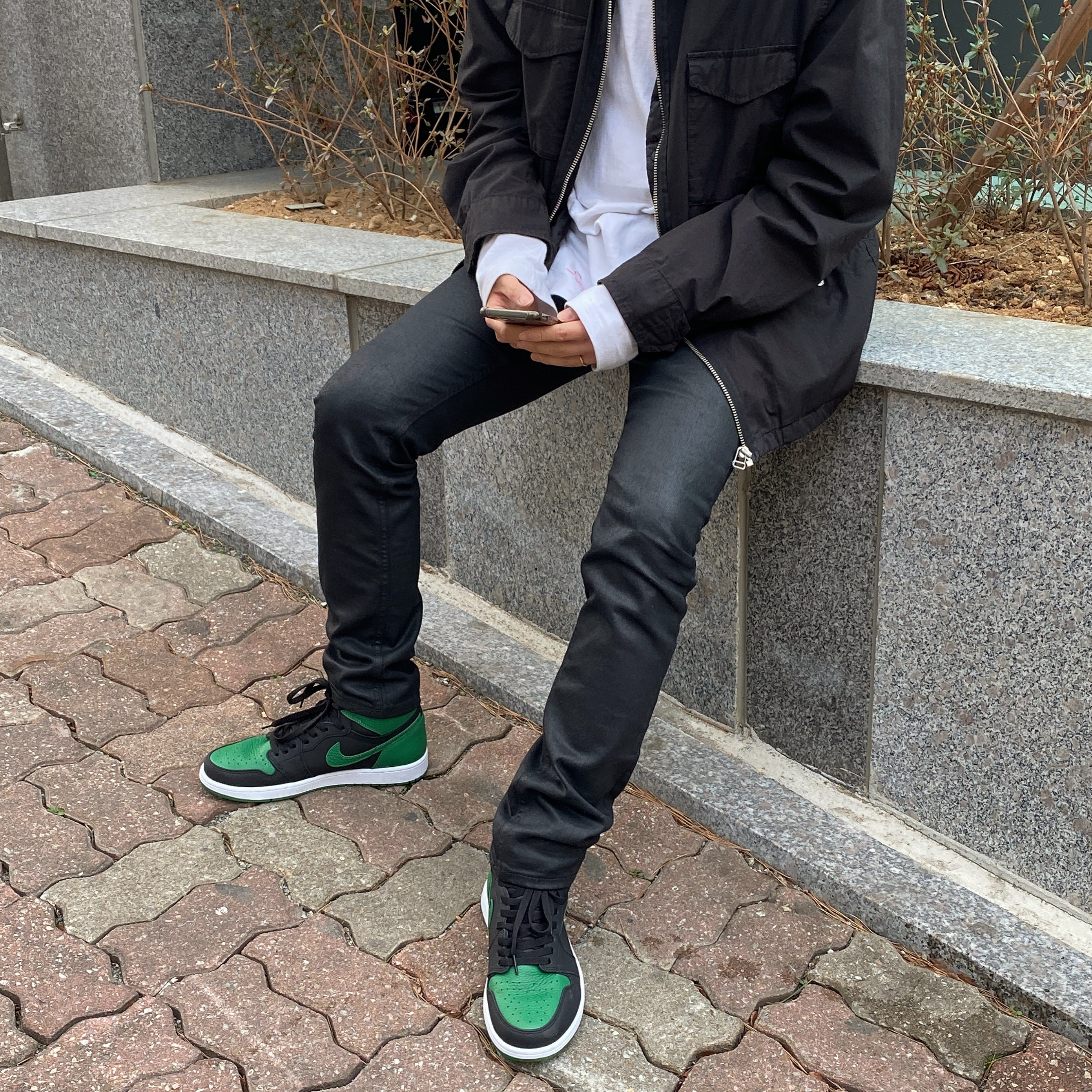 Jordan 1 Retro High OG Pine Green Black 착용 스타일