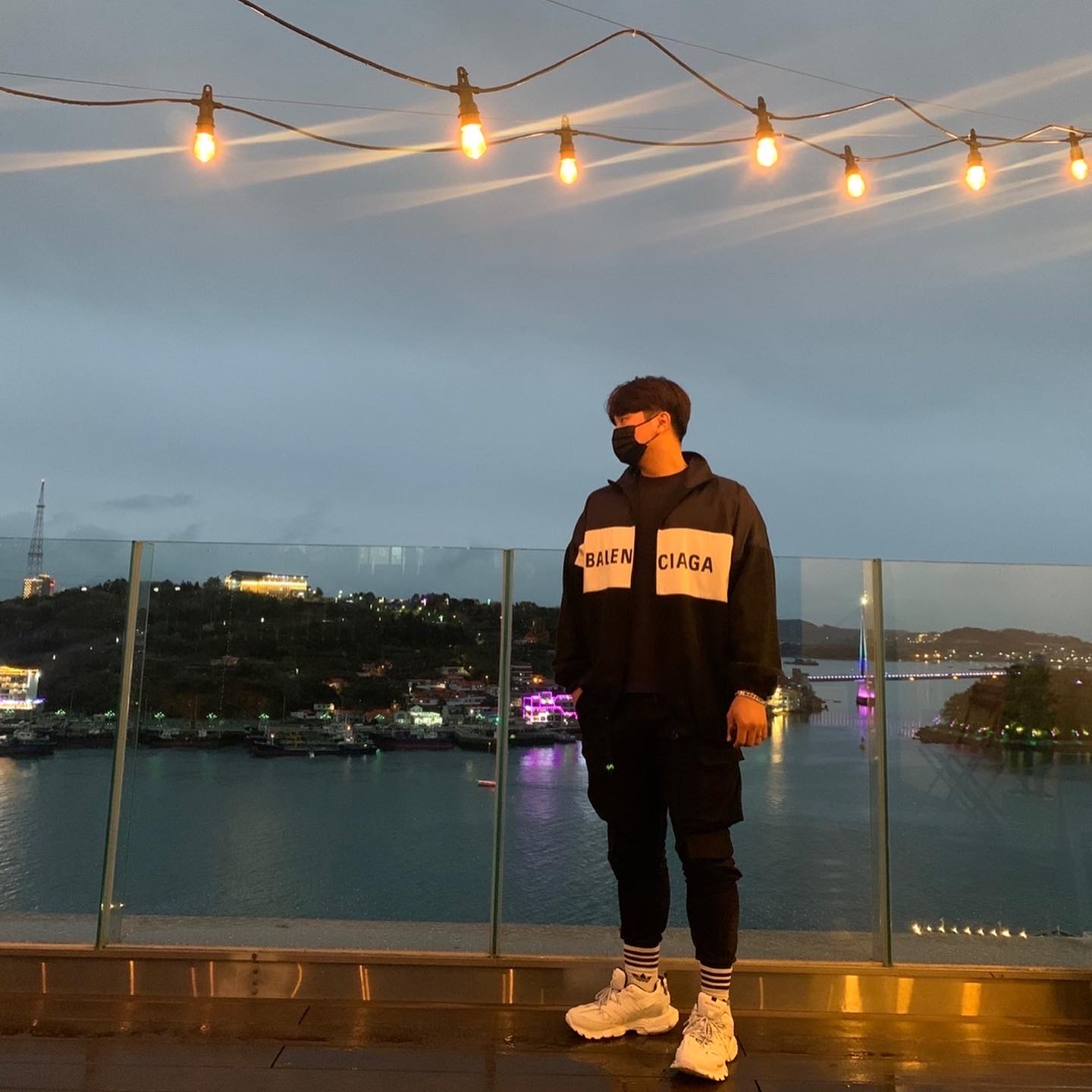 Balenciaga Track Sneakers White 2019 착용 스타일