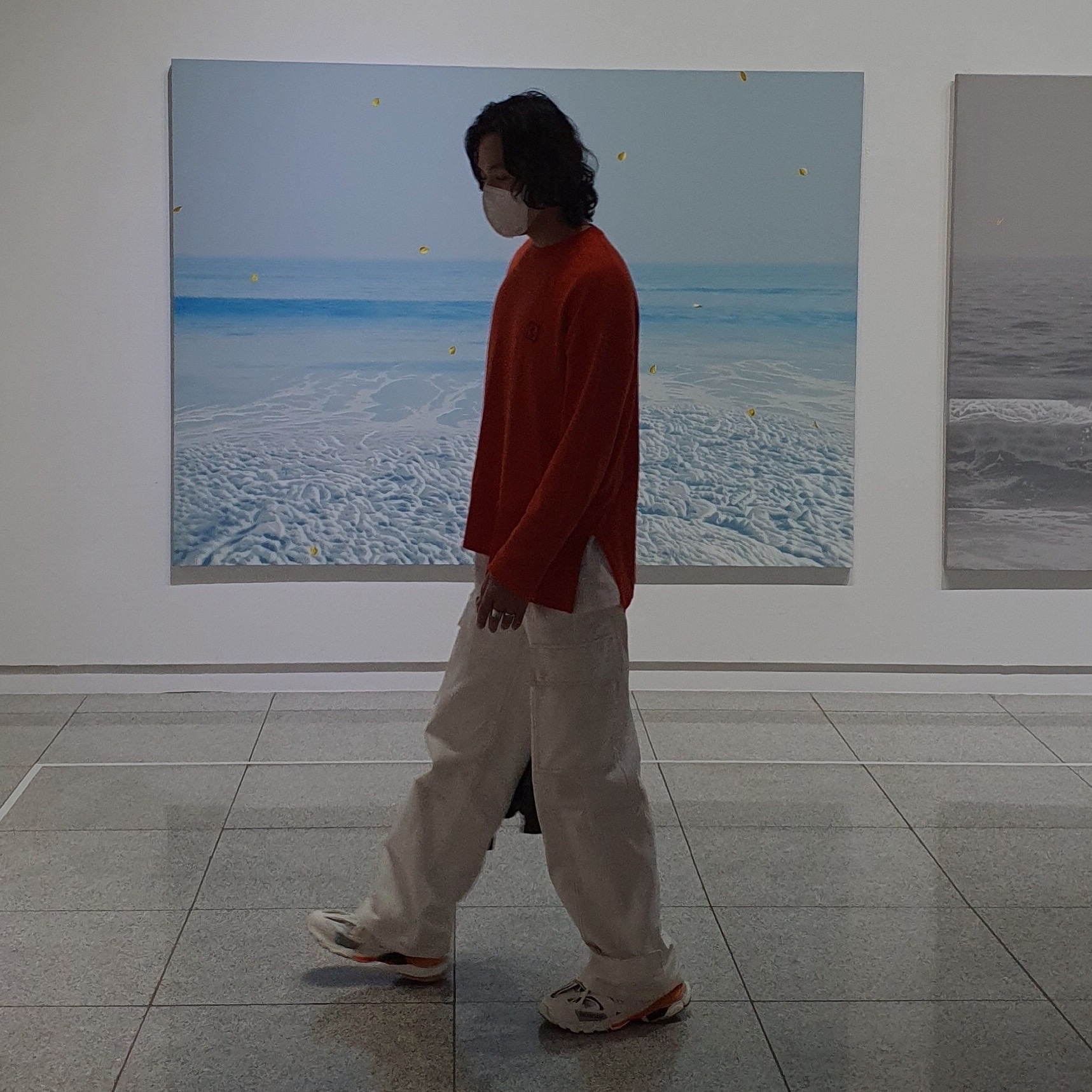 Balenciaga Track Sneakers White Orange 2019 착용 스타일