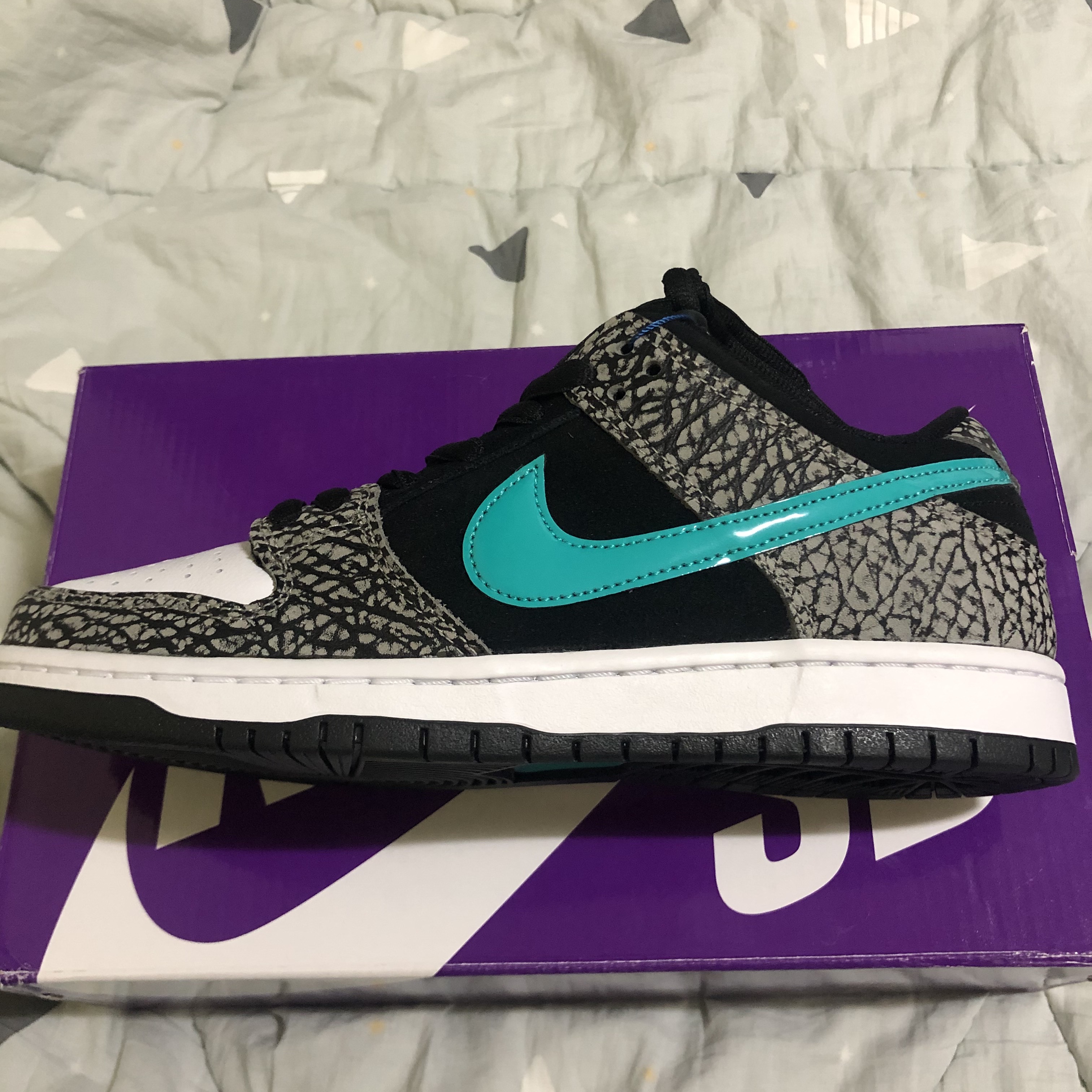 Nike SB Dunk Low Pro Clear Jade 착용 스타일