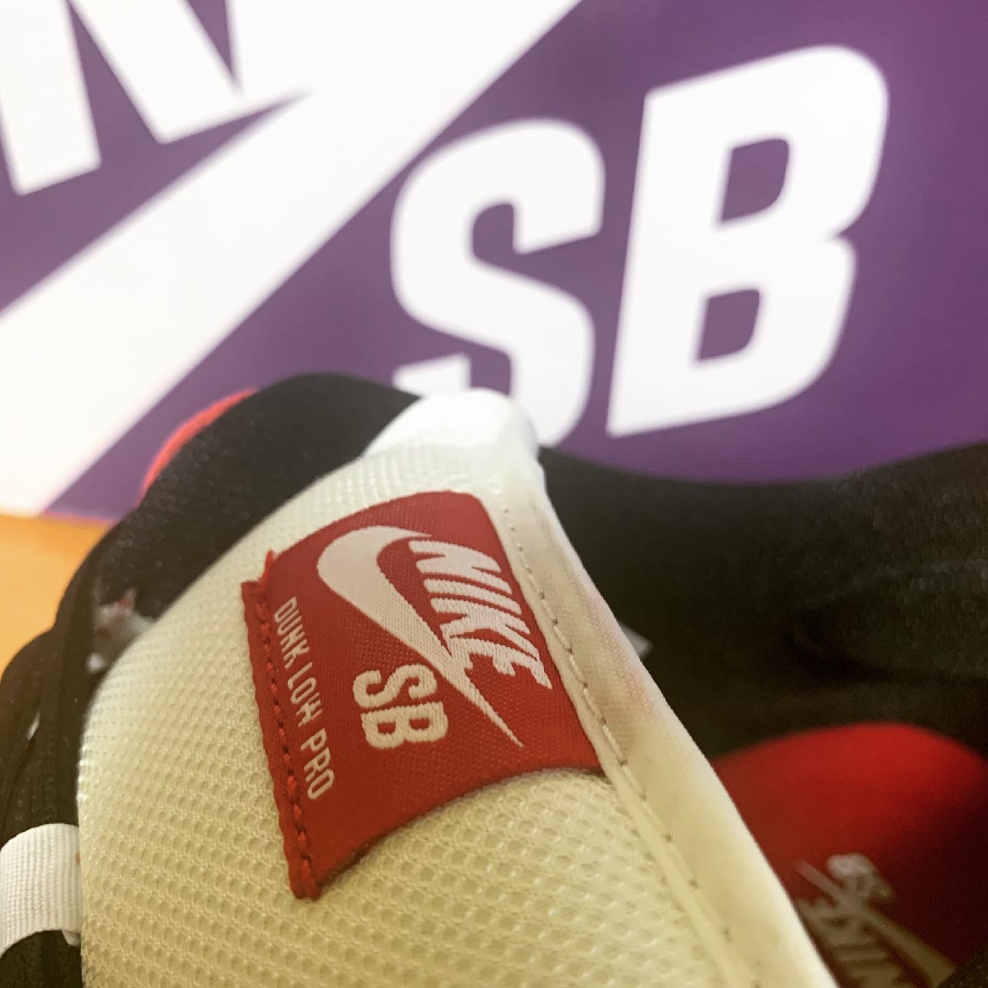 Nike SB Dunk Low Pro Chicago 착용 스타일 - 4