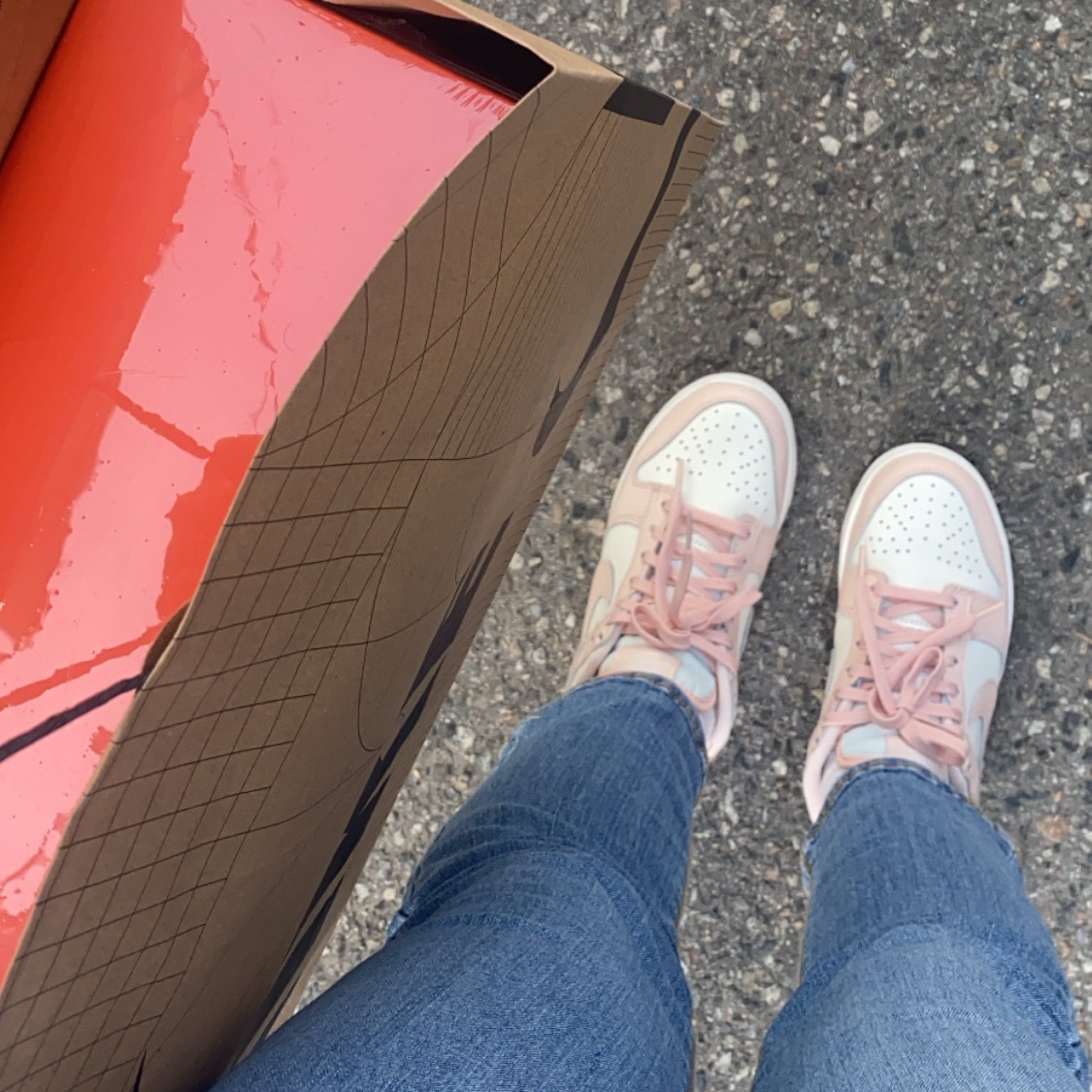 (W) Nike Dunk Low Orange Pearl 착용 스타일