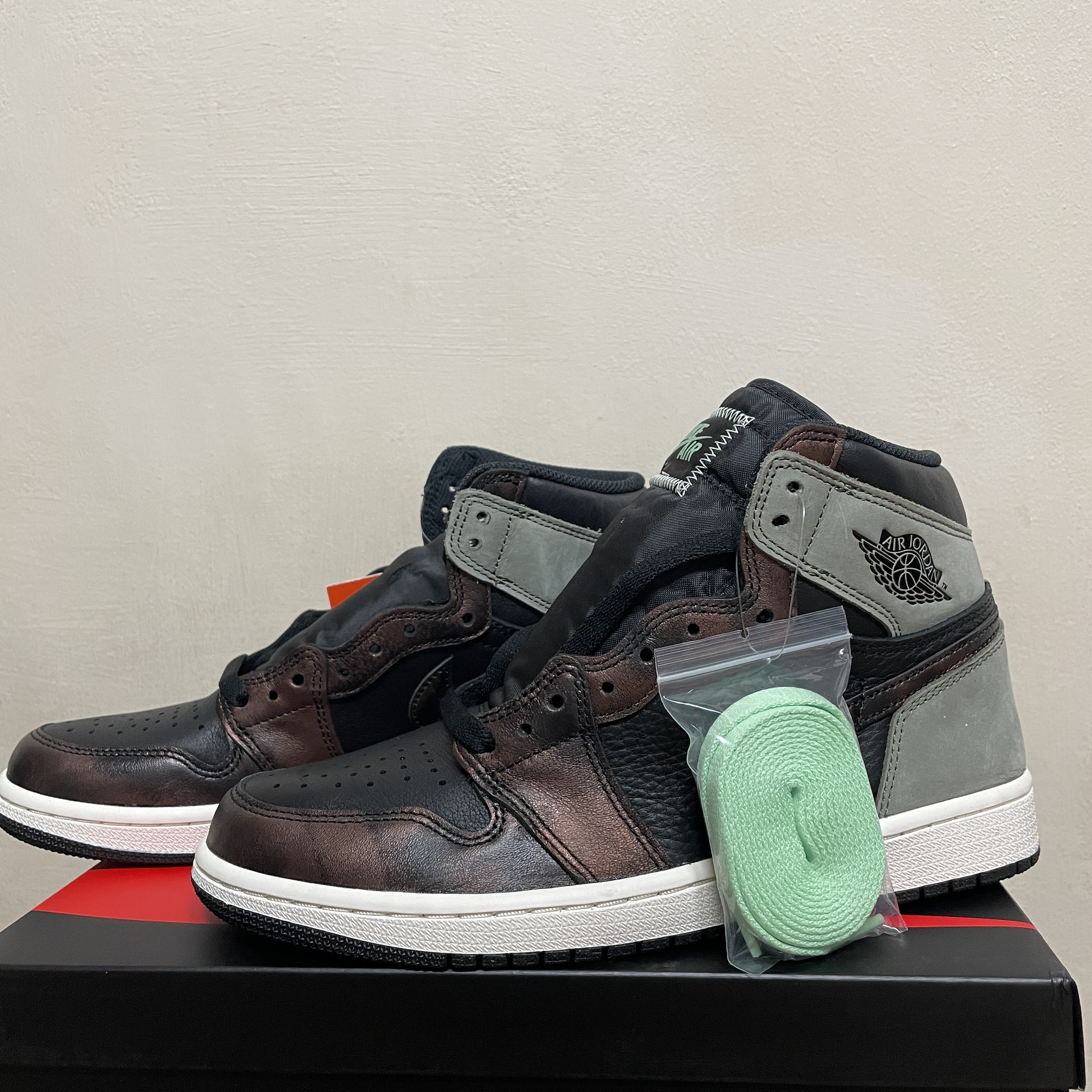 Jordan 1 Retro High OG Rust Shadow 착용 스타일 - 2