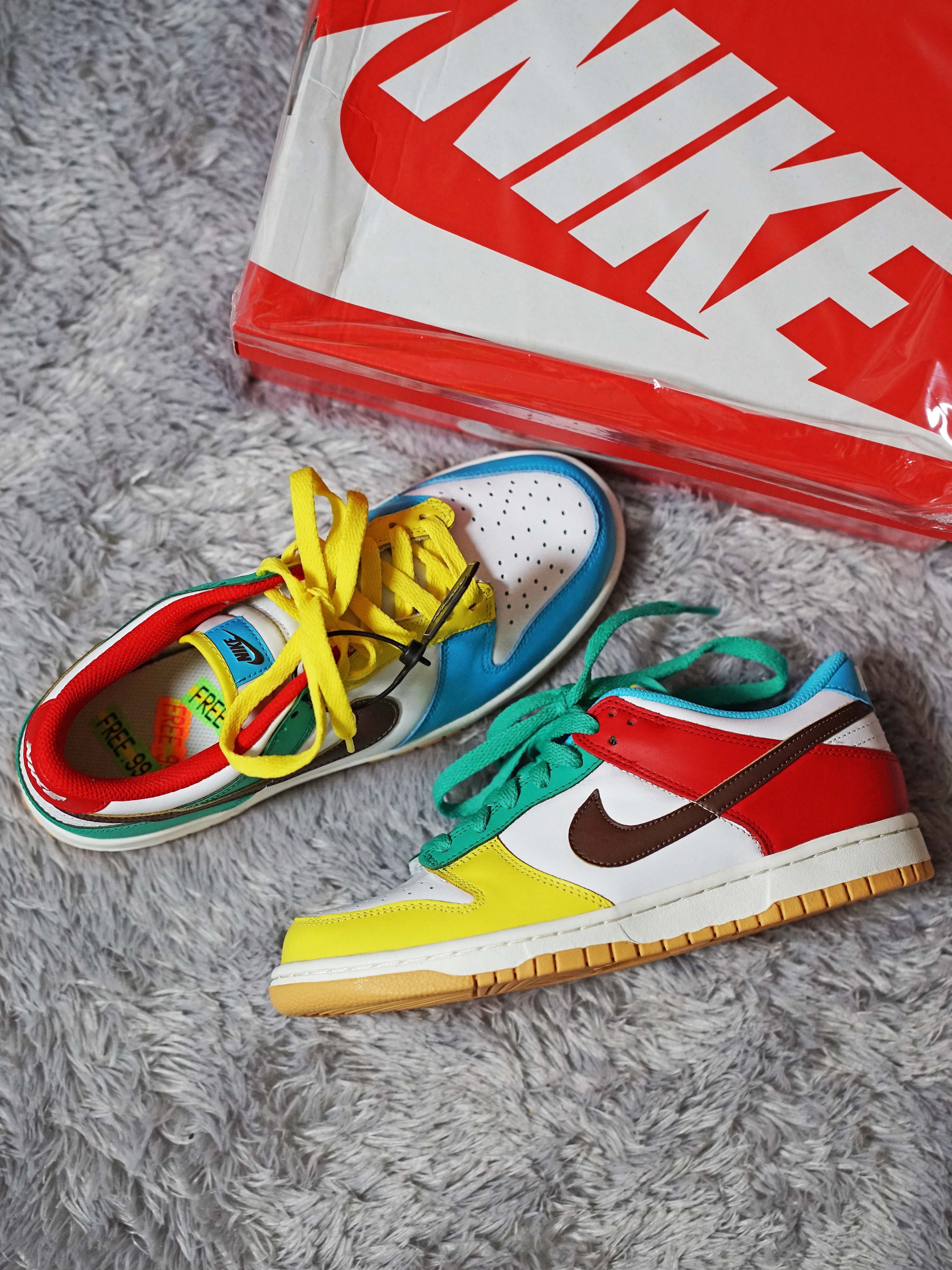 (GS) Nike Dunk Low SE Free.99 White 착용 스타일 - 1