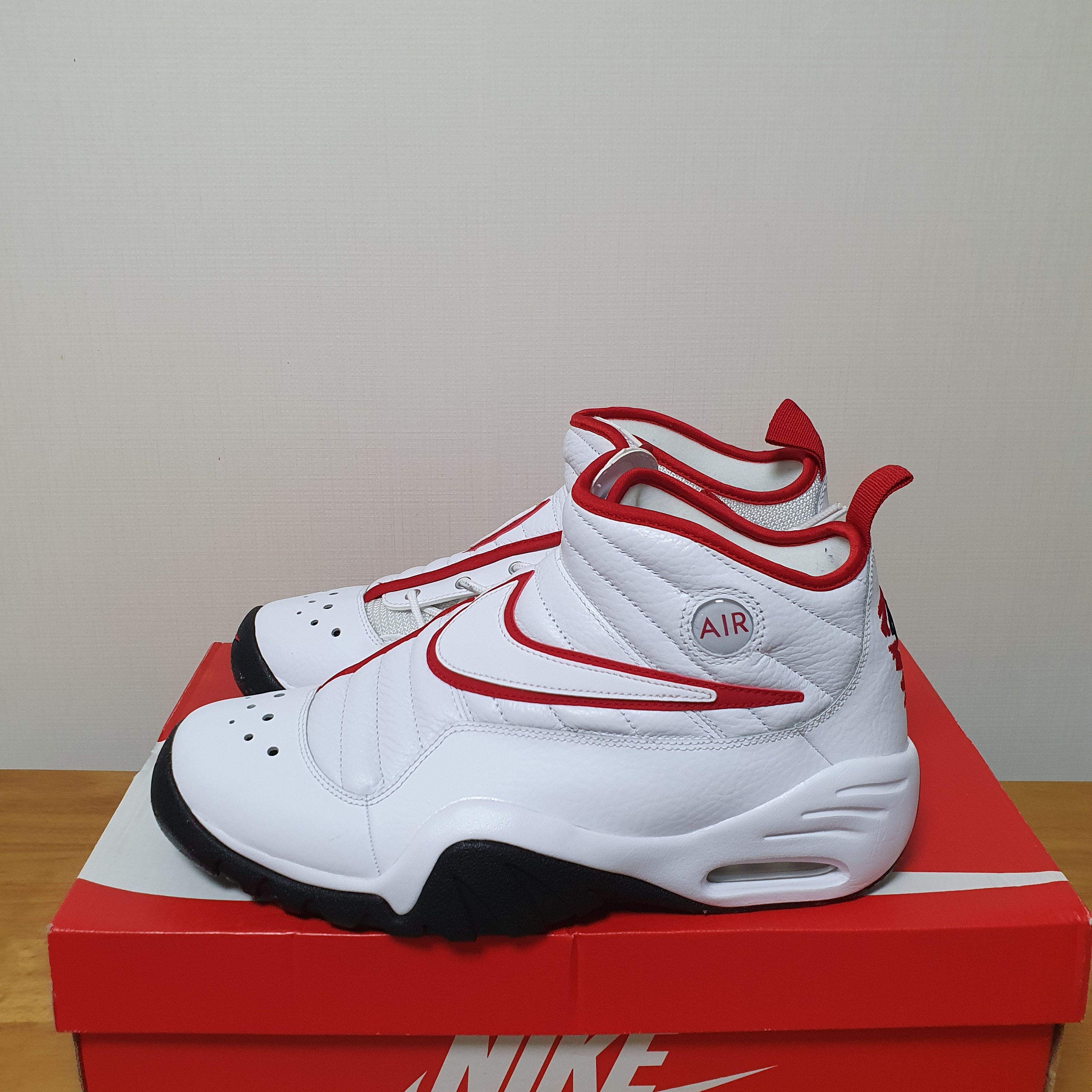 Nike Air Shake NDestrukt White Red 착용 스타일 - 1
