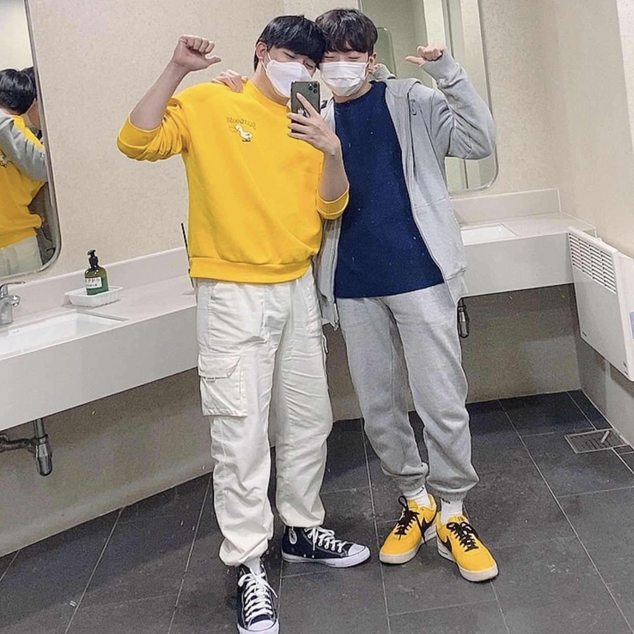 Nike Air Force 1 Low NBA Amarillo 착용 스타일