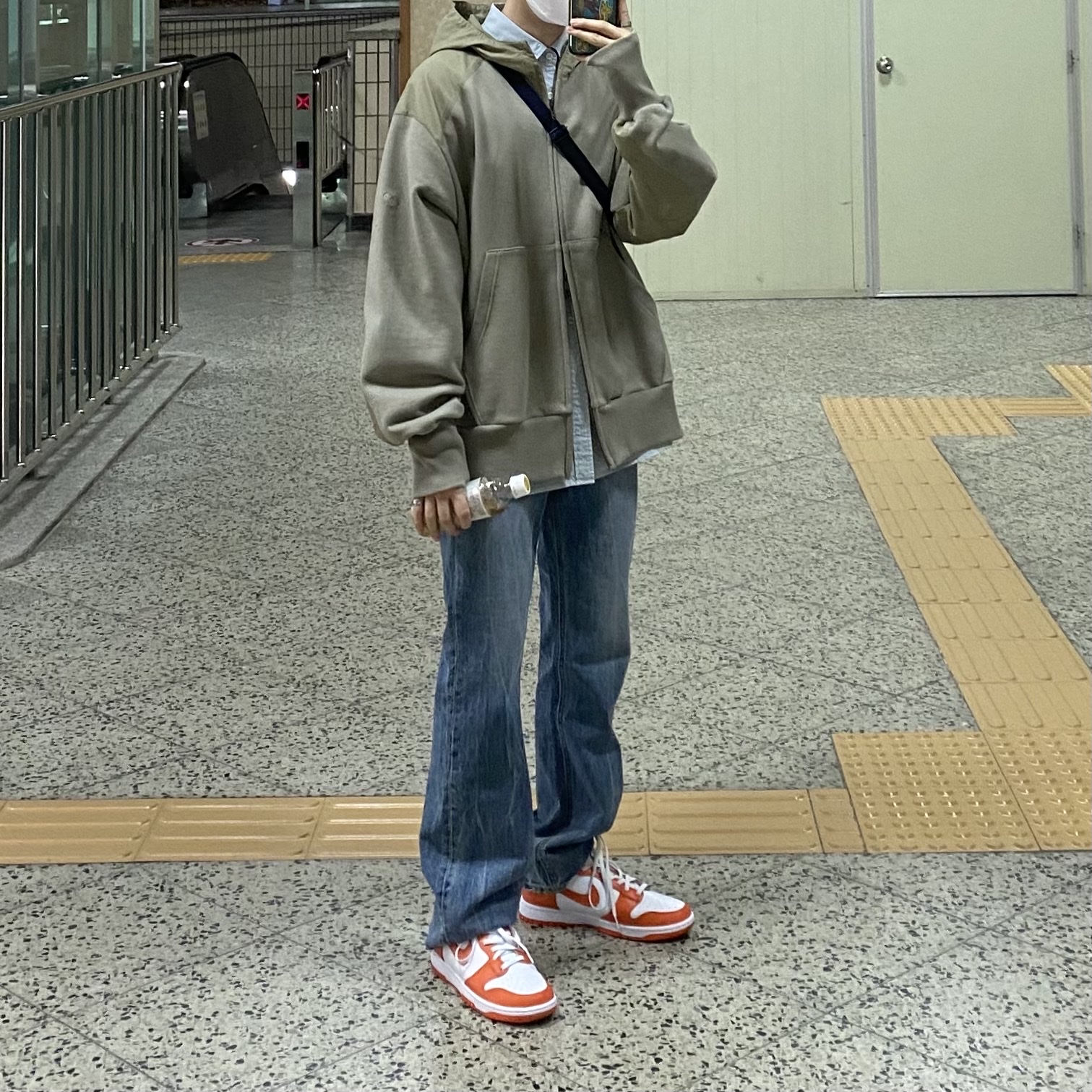 Nike Dunk High Retro Orange Blaze 착용 스타일
