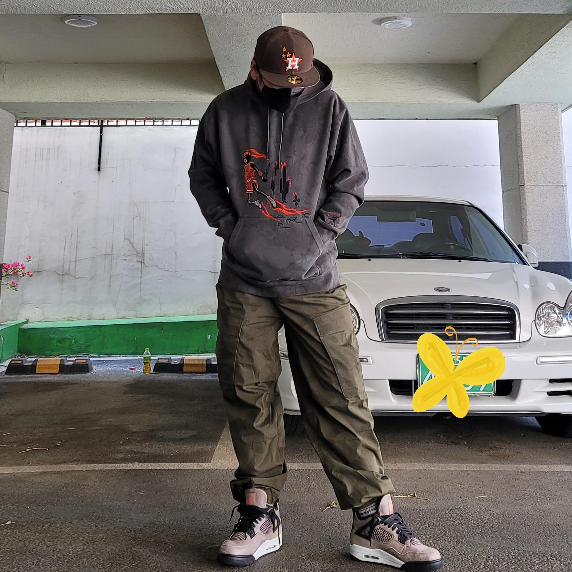 Jordan 4 Retro Taupe Haze, Jordan x Travis Scott Washed Suede Hoodie Grey 착용 스타일