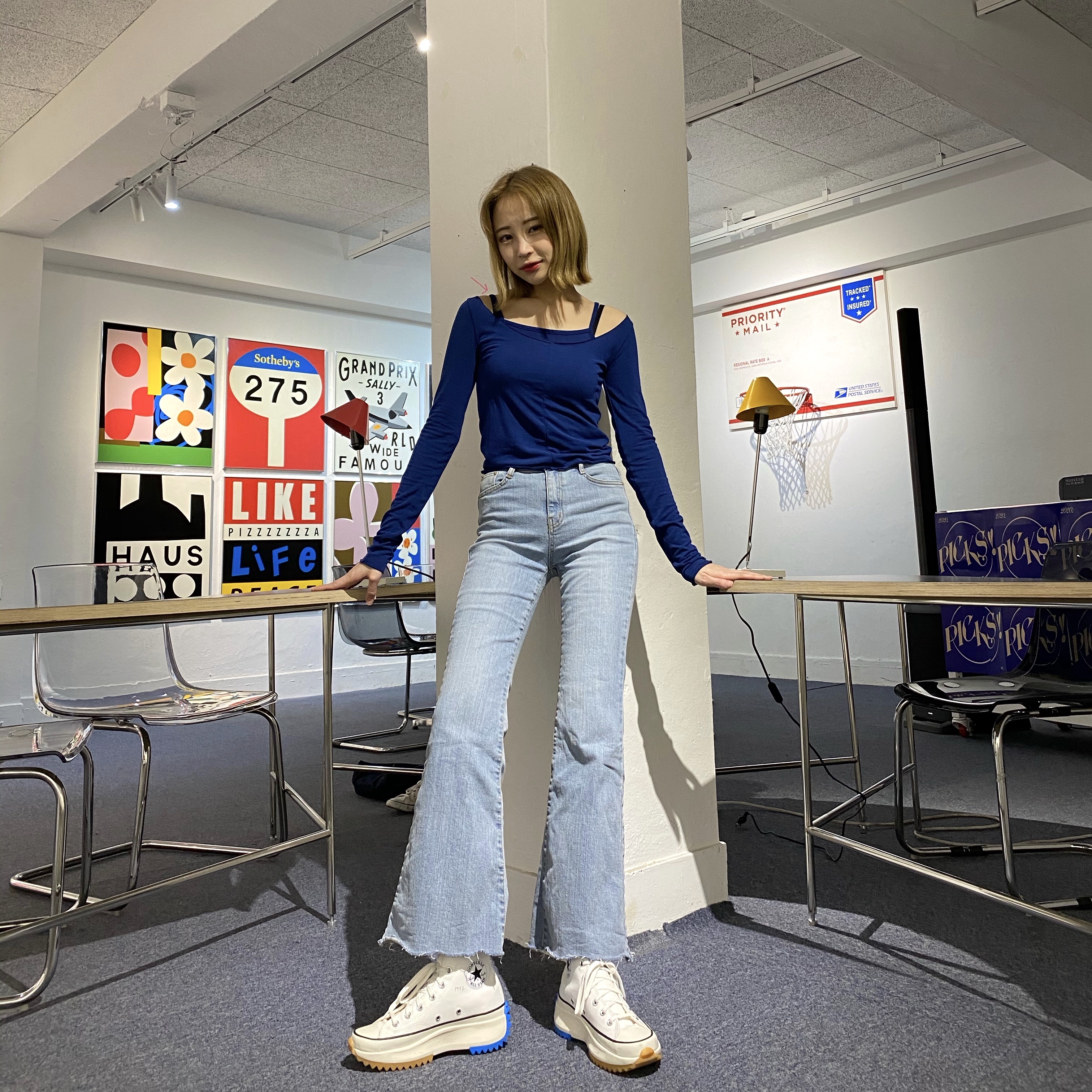 Converse x JW Anderson Run Star Hike Hi White 착용 스타일 - 1