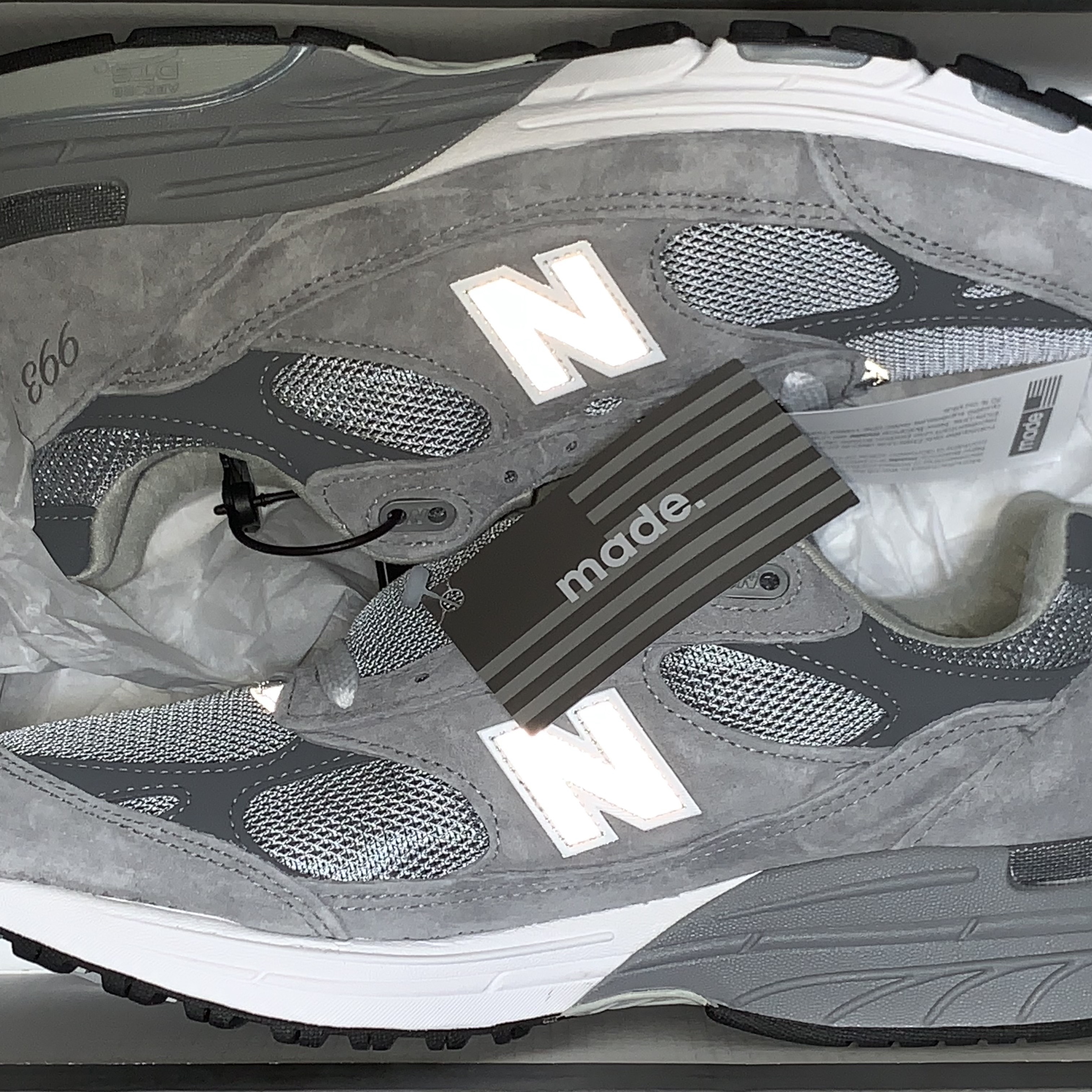 New Balance 993 Made in USA Grey - D Standard 착용 스타일