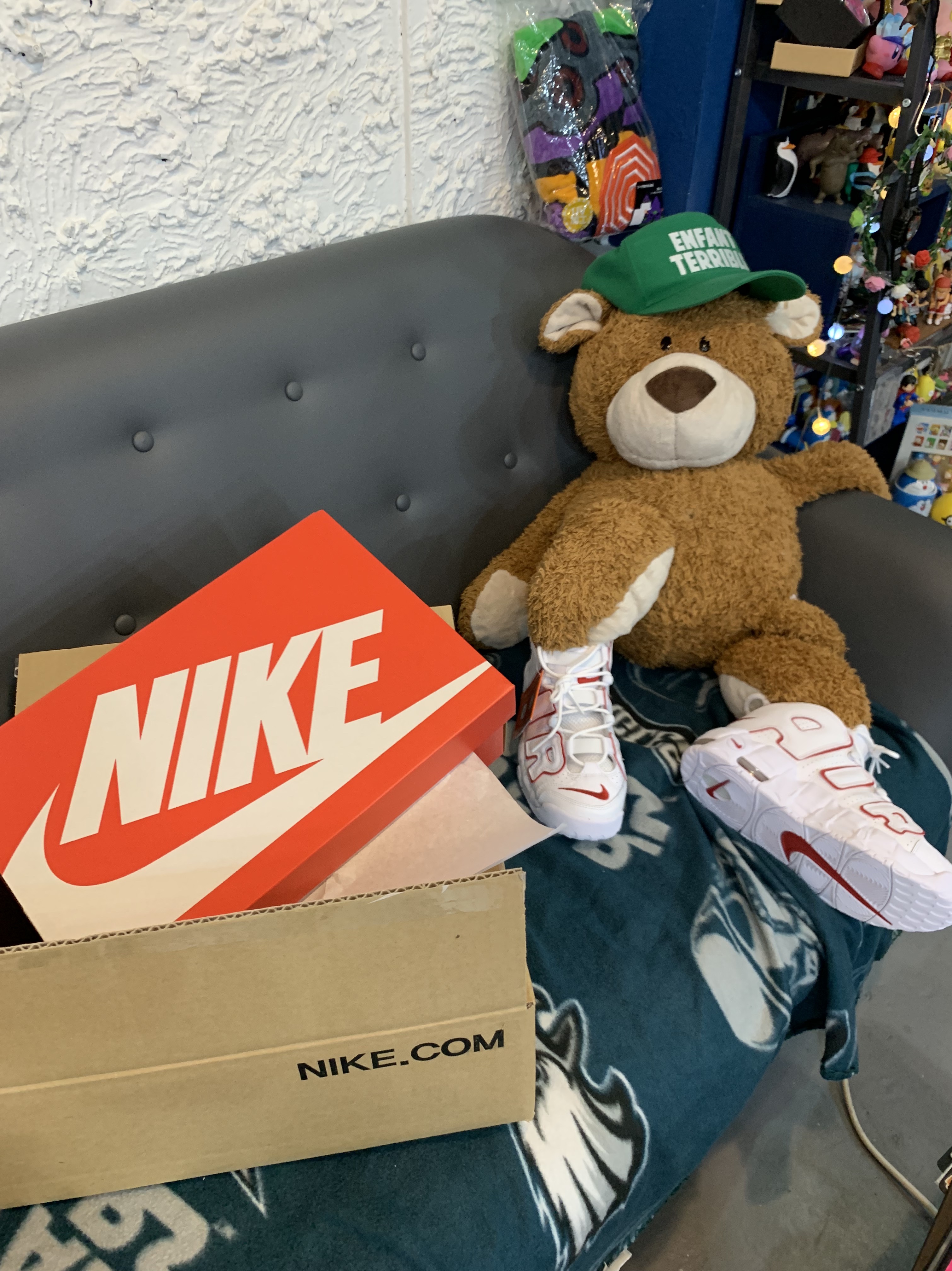 Nike Air More Uptempo White Varsity Red 2021, (GS) Nike Air More Uptempo White Varsity Red 2021 착용 스타일 - 2