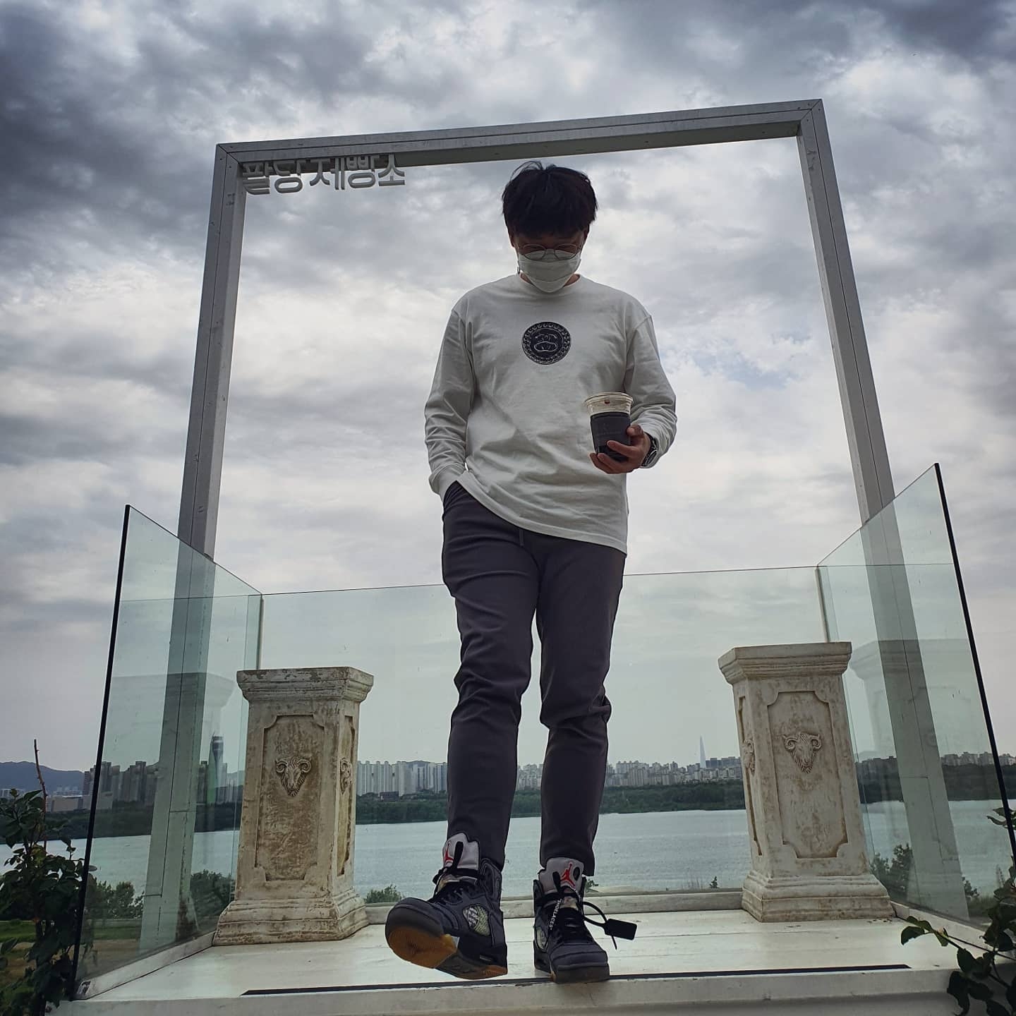Nike x Stussy Big Swoosh LS T-Shirt White - US/EU, Jordan 5 x Off-White Retro SP Black Muslin 착용 스타일 - 4