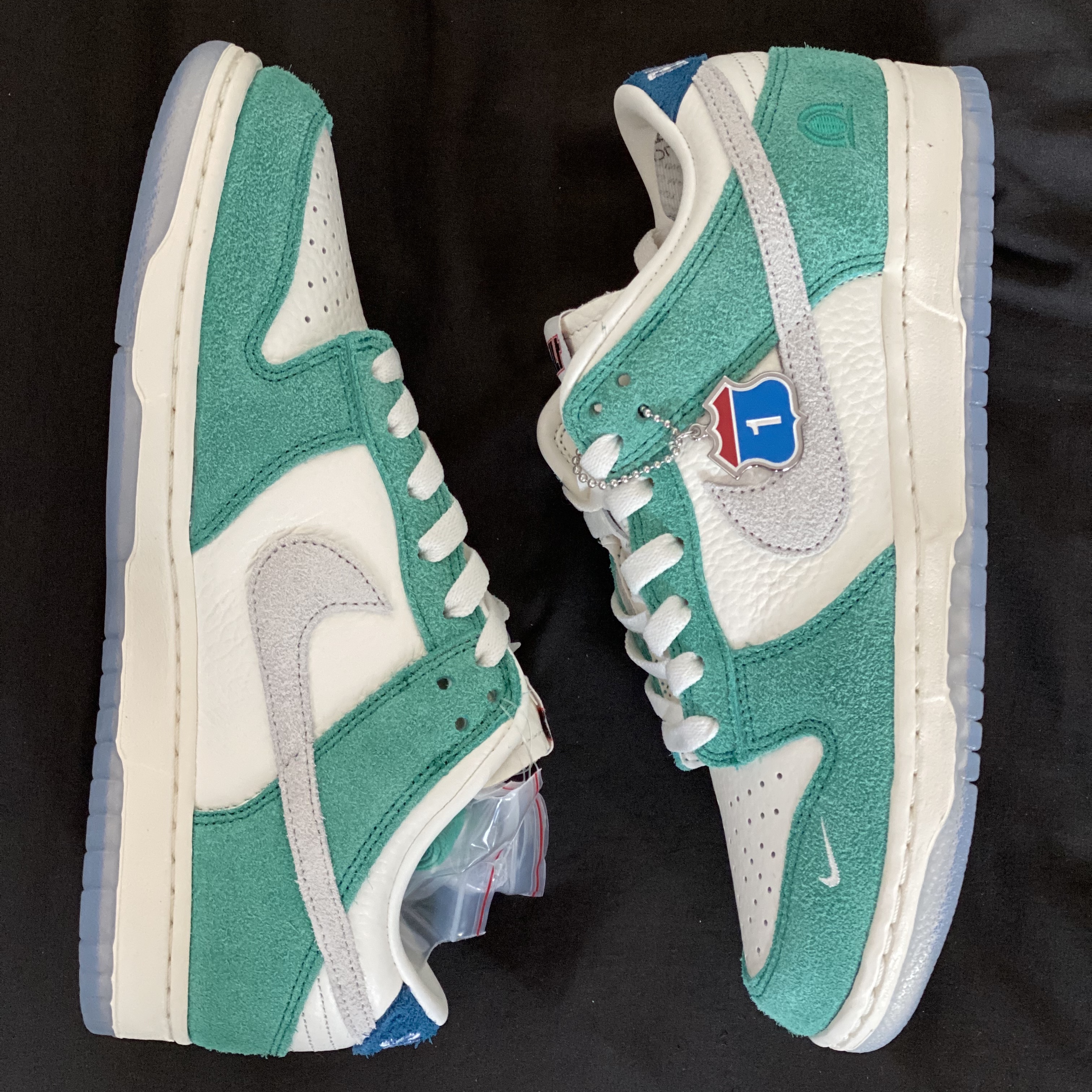 Nike x Kasina Dunk Low Road Sign - Kasina Exclusive 착용 스타일 - 1