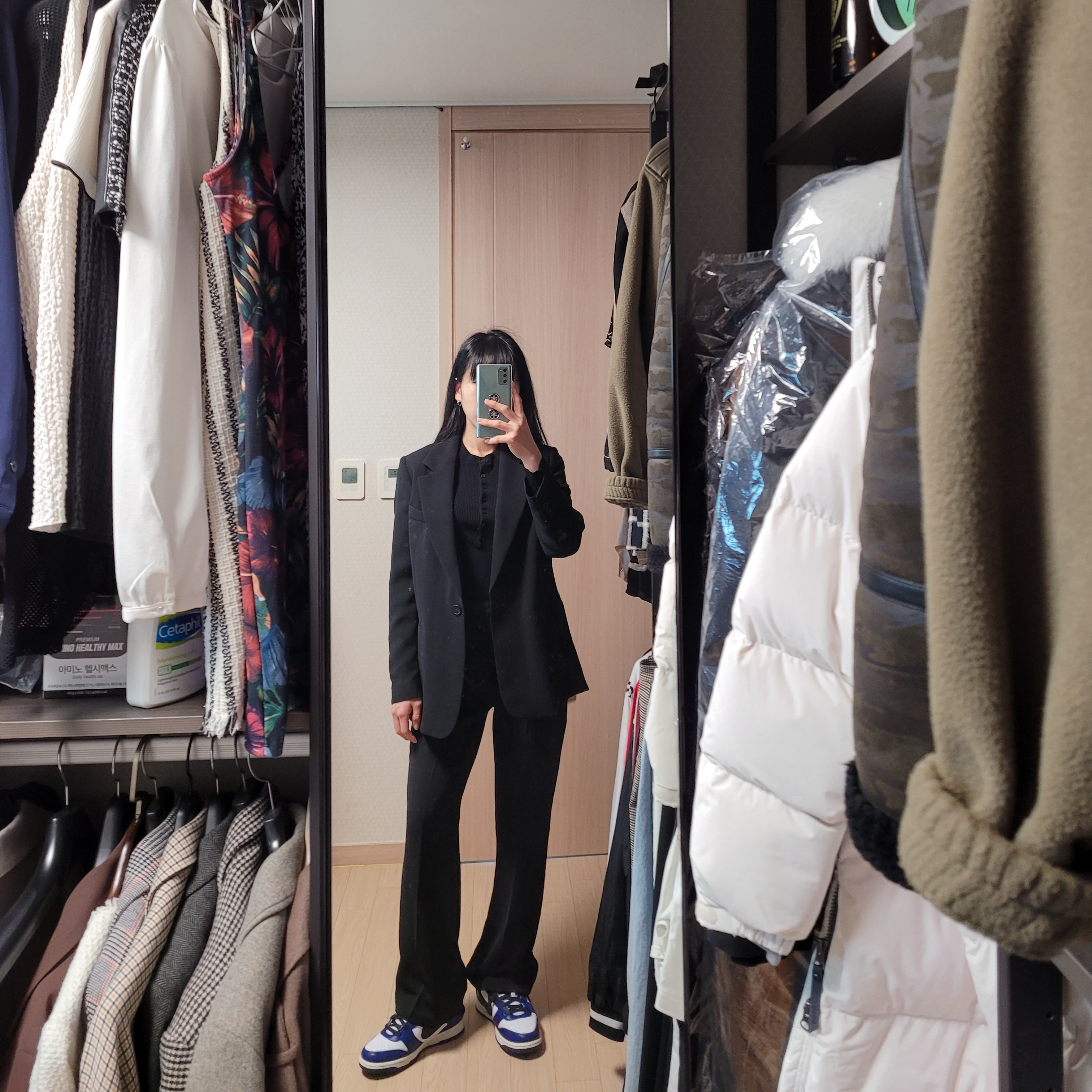 Nike x Ambush Dunk High Deep Royal Blue 착용 스타일 - 2