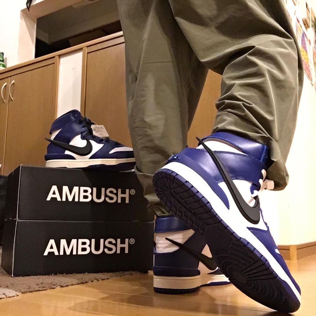 Nike x Ambush Dunk High Deep Royal Blue 착용 스타일 - 3
