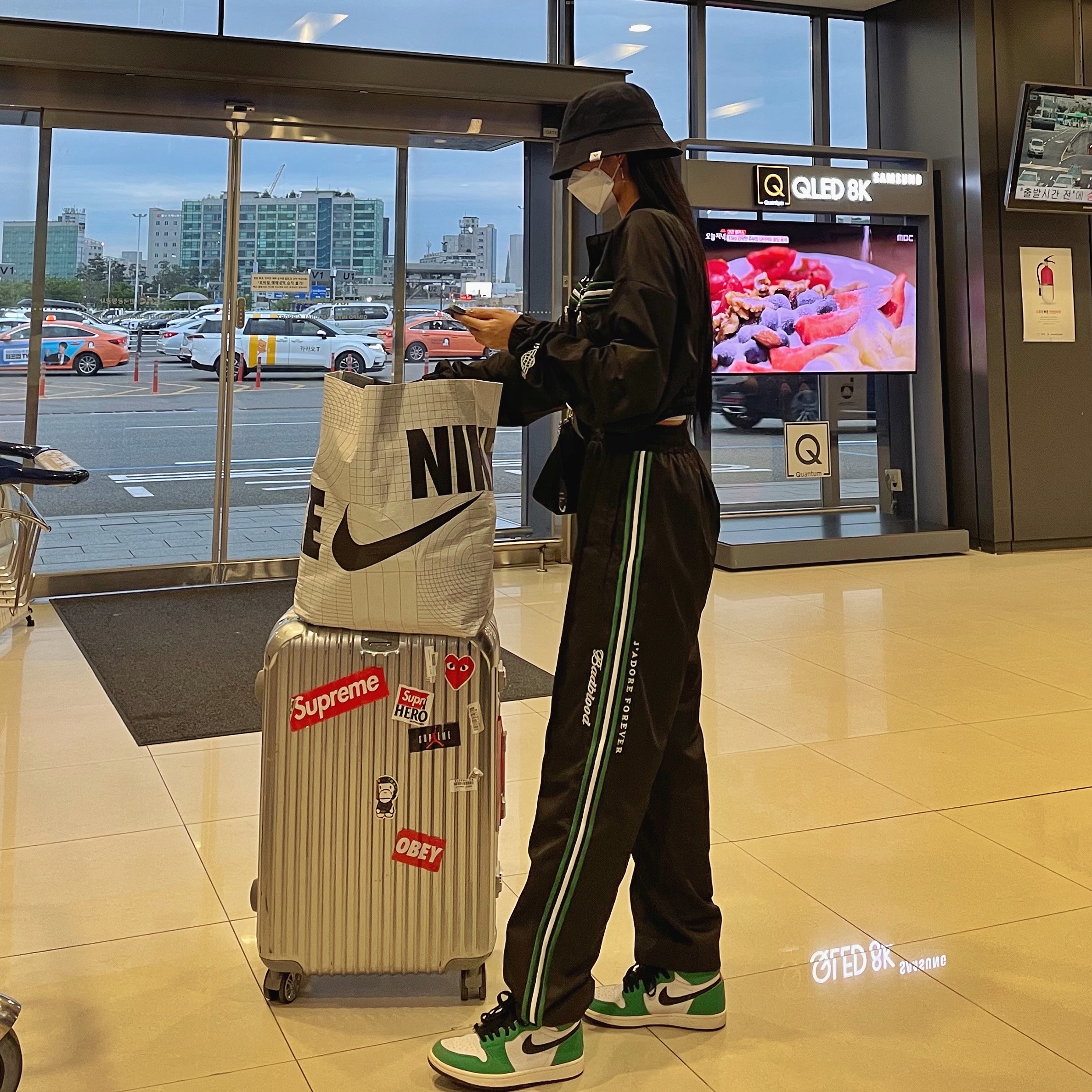 (W) Jordan 1 Retro High OG Lucky Green 착용 스타일