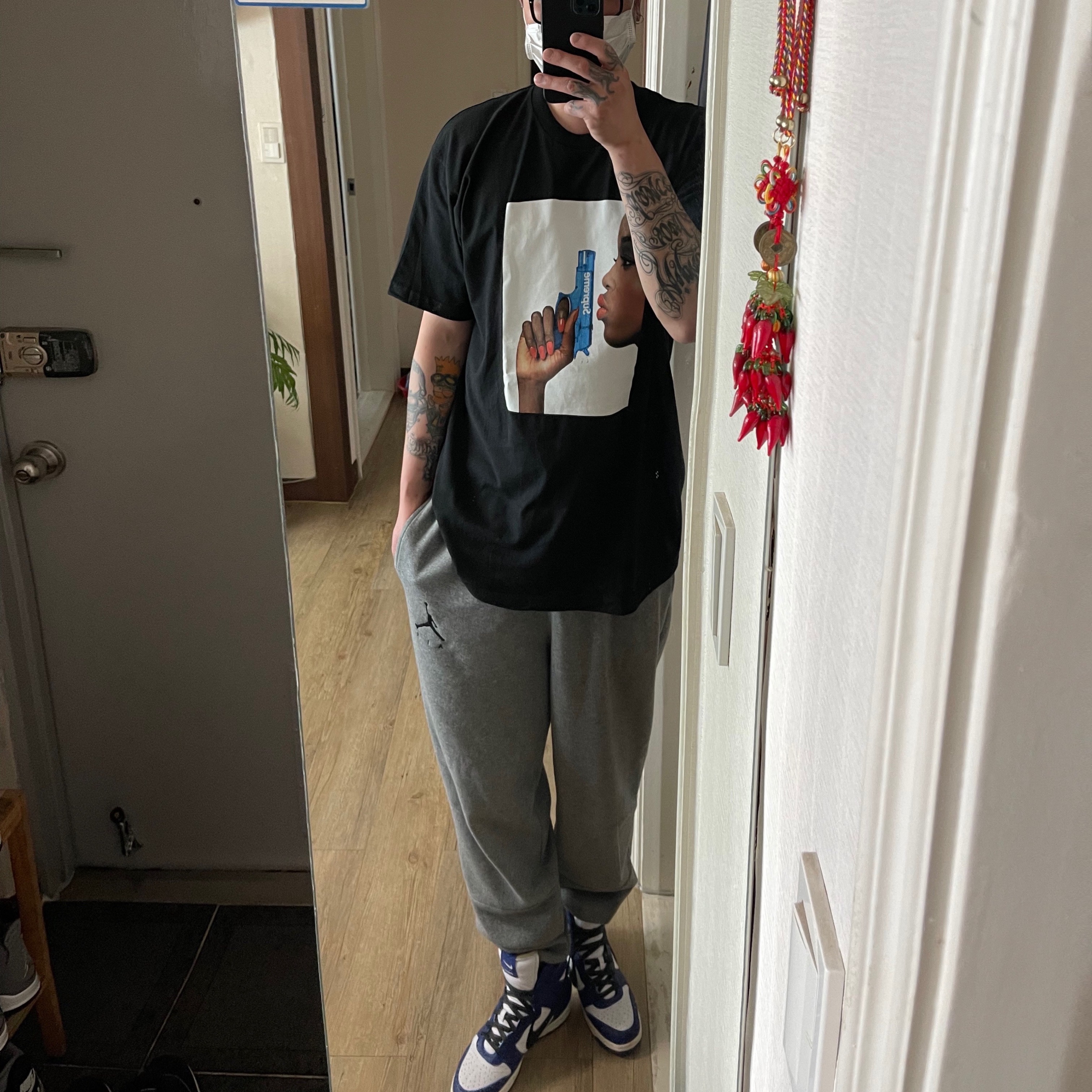 Nike x Ambush Dunk High Deep Royal Blue, Supreme Water Pistol T-Shirt Black - 21SS 착용 스타일 - 2