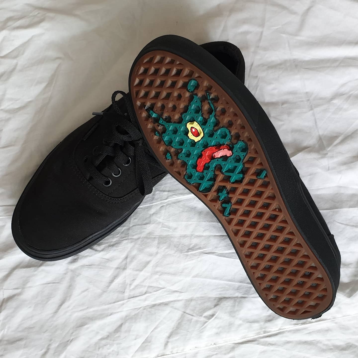 Vans Classic Slip-On Mule Checkerboard Black White, Vans Checkerboard Comfycush One Marshmallow 착용 스타일 - 4
