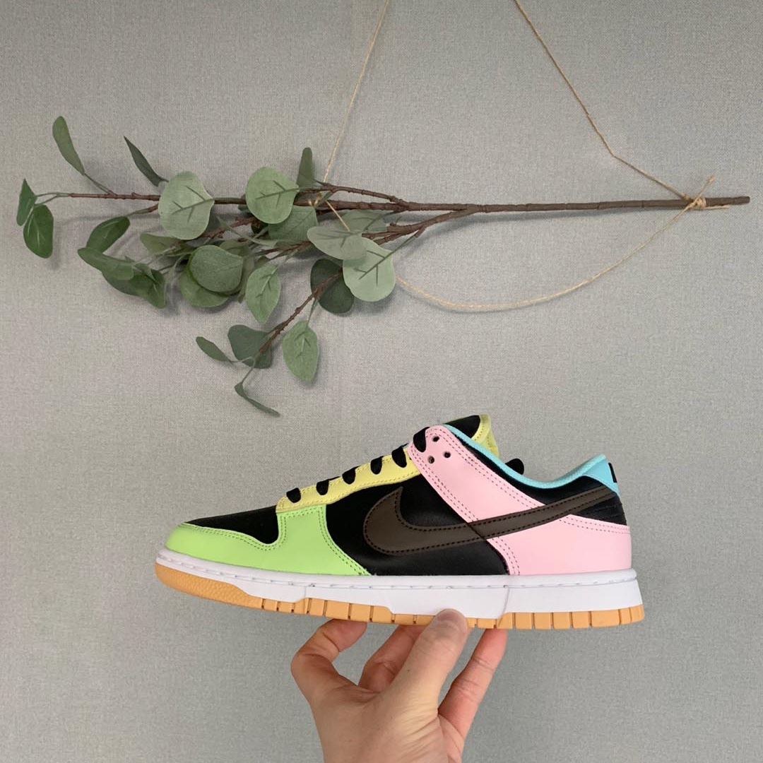 Nike Dunk Low SE Free.99 Black 착용 스타일 - 1