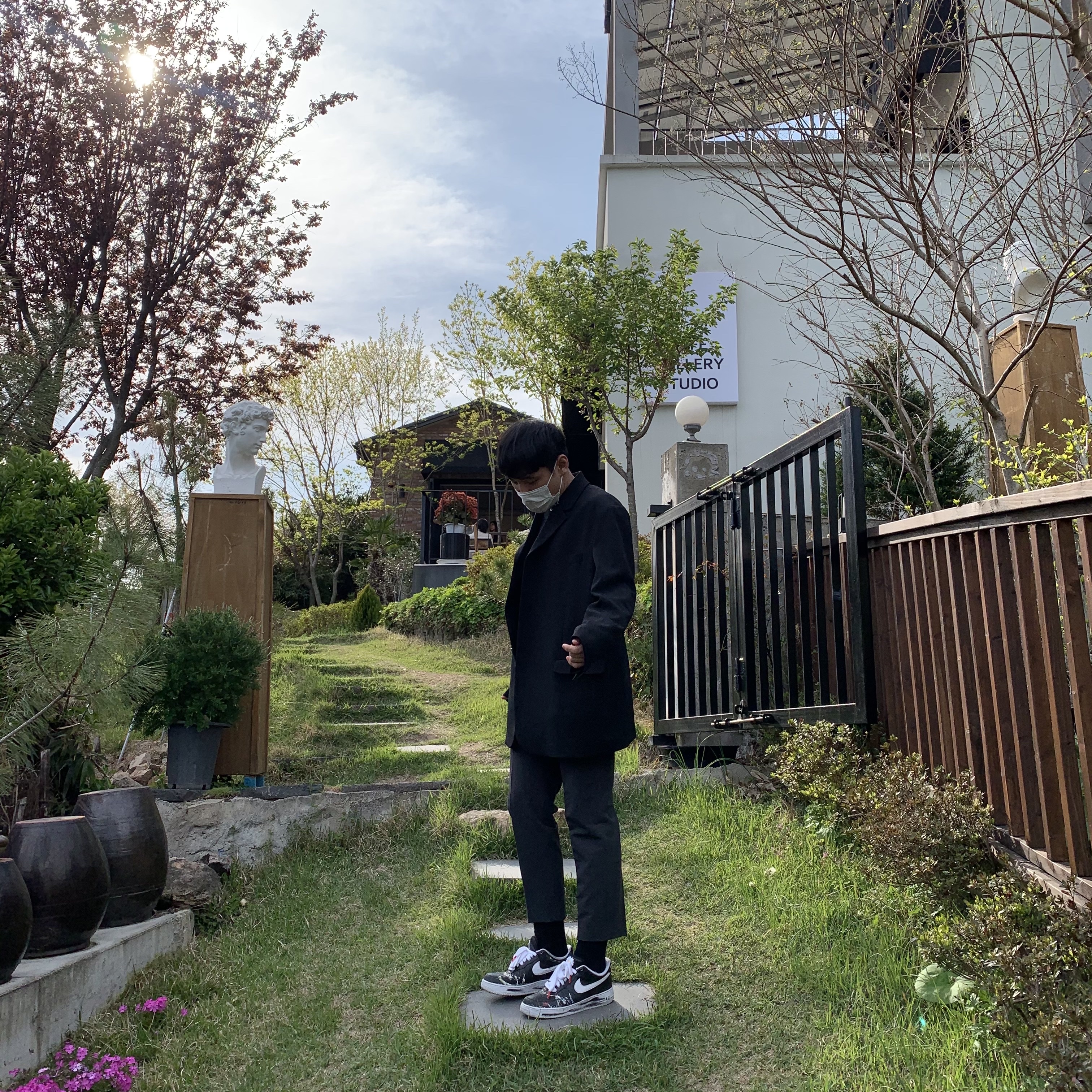 Nike x Stussy NRG BR LS Knit Top, Nike x Peaceminusone Air Force 1 Low Para-Noise 착용 스타일 - 2