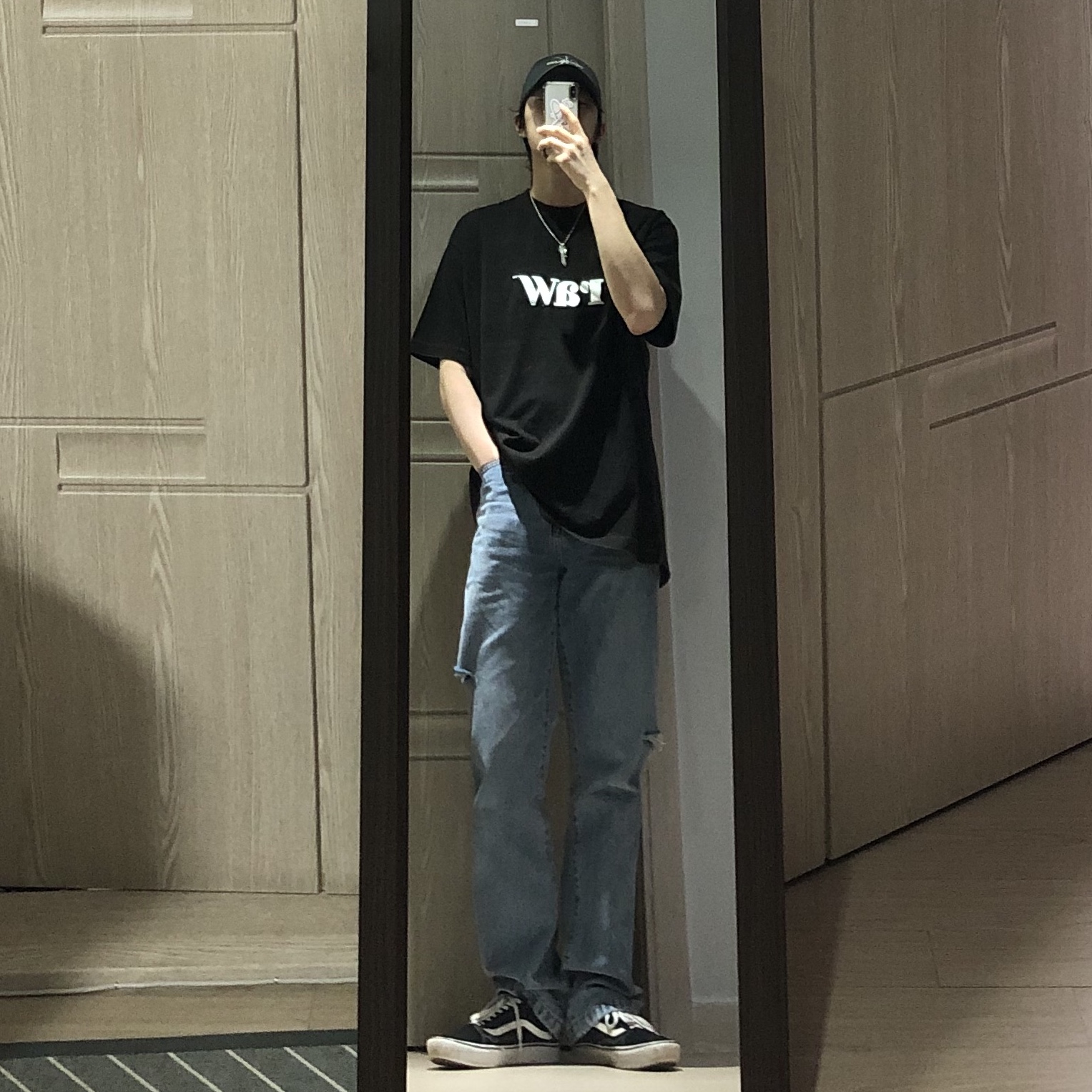 Vans Vault OG Old Skool LX Black 착용 스타일 - 1