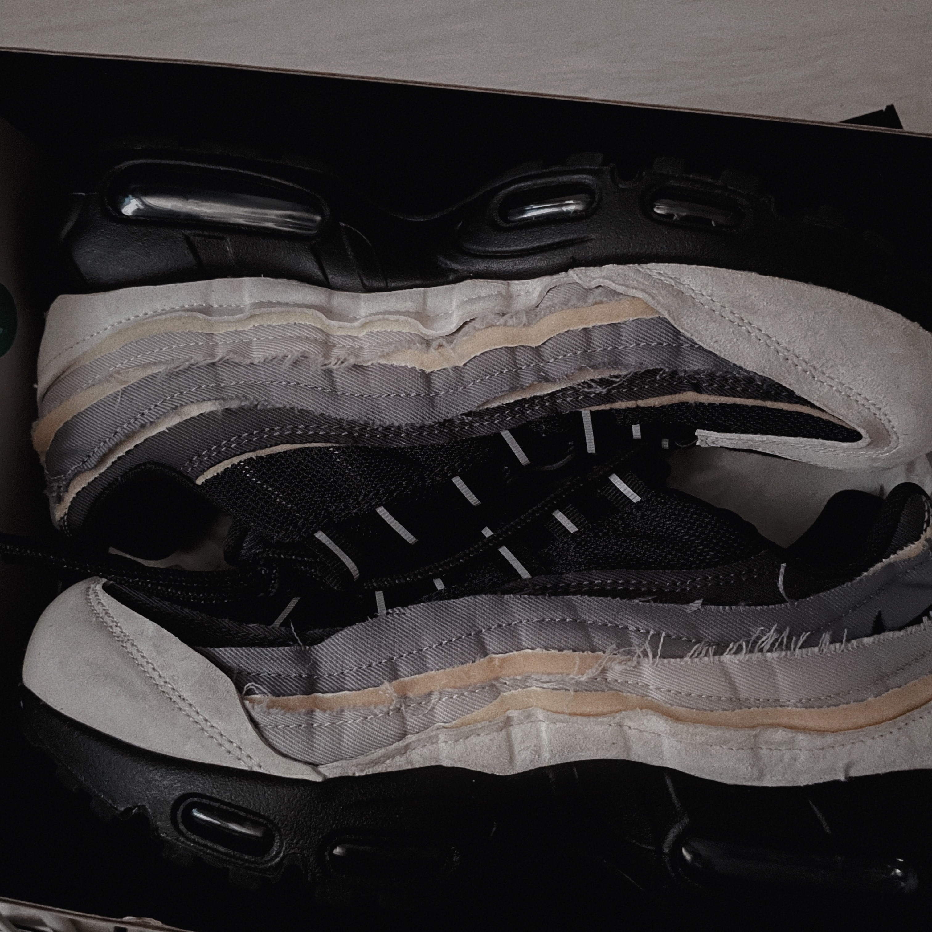 Nike x Comme des Garcons Homme Plus Air Max 95 Charcoal 착용 스타일