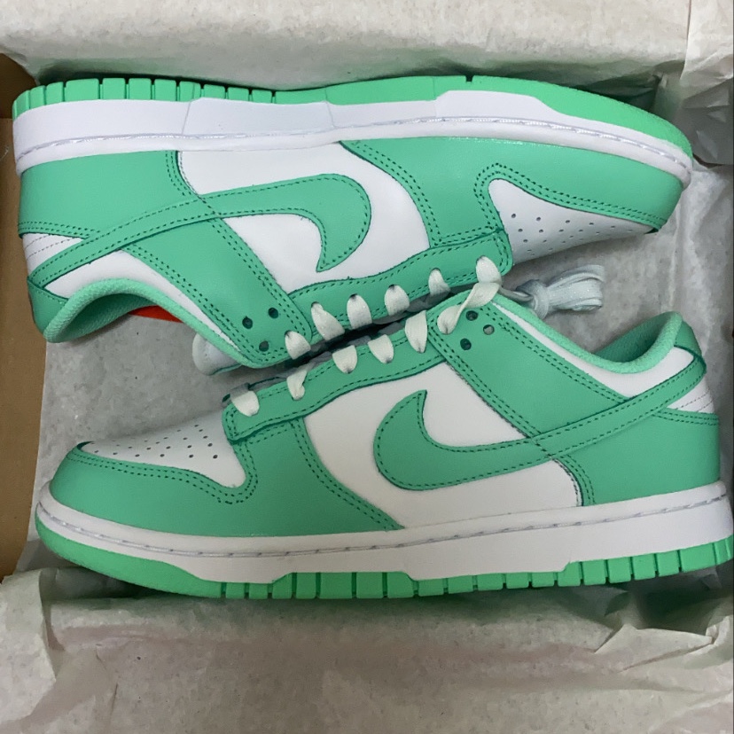 (W) Nike Dunk Low Green Glow 착용 스타일