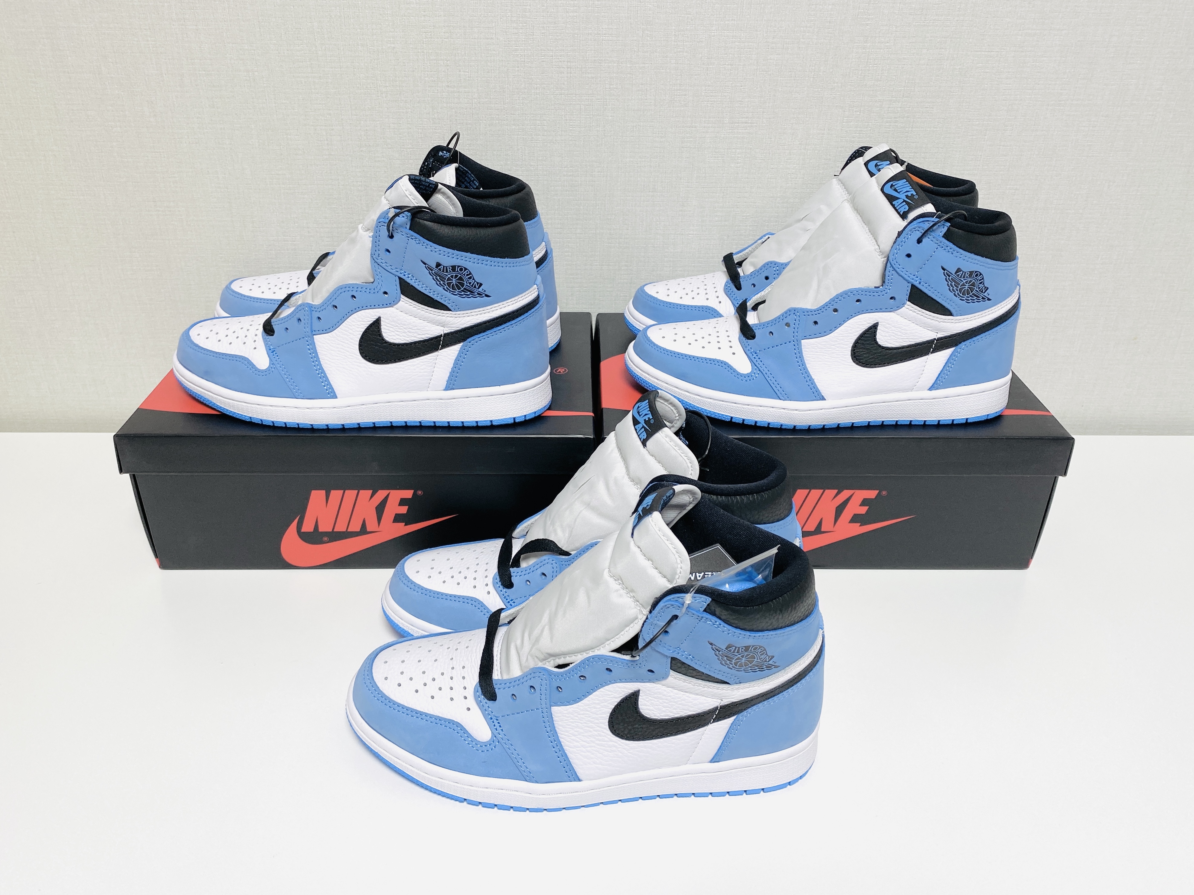 Jordan 1 Retro High OG University Blue 착용 스타일 - 1