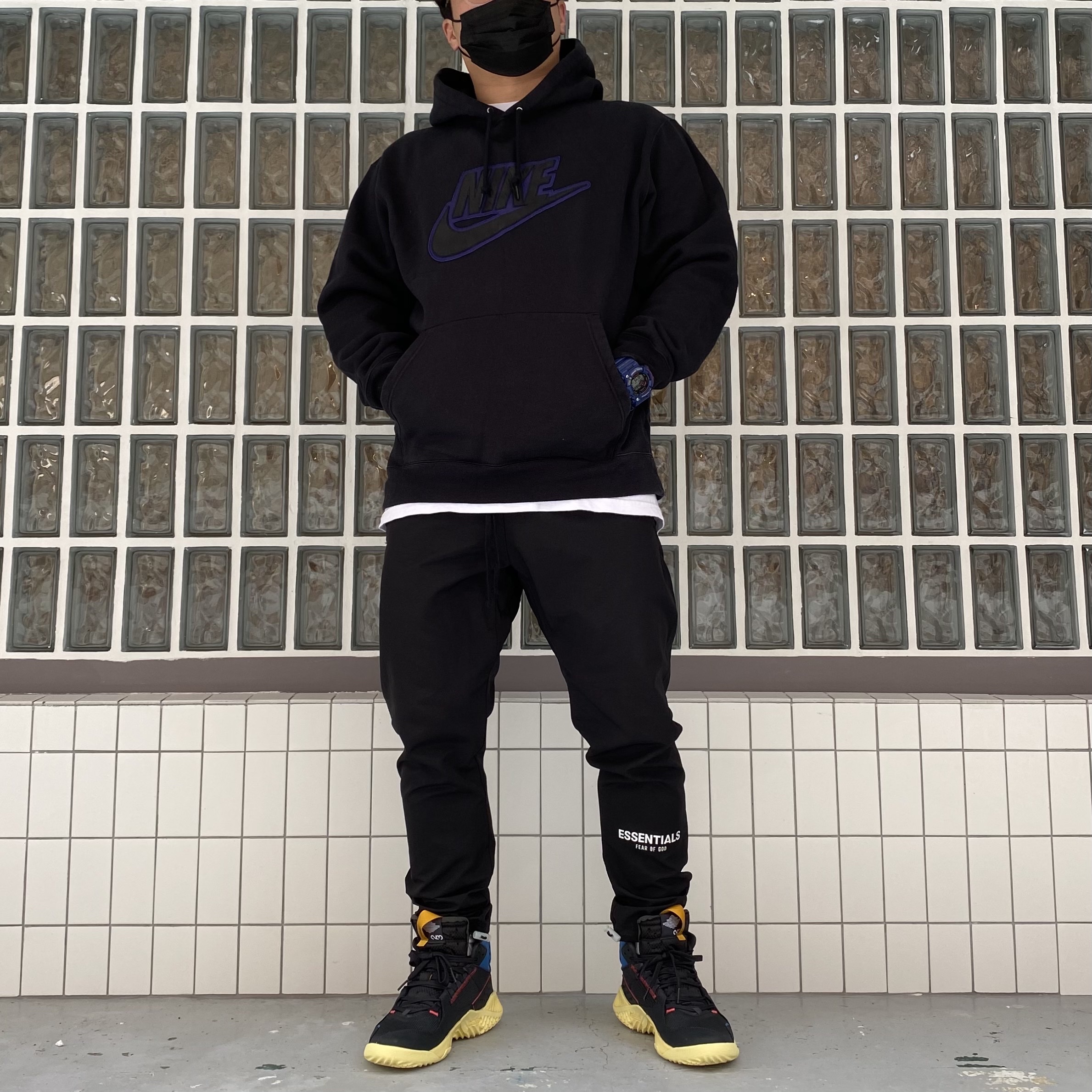 Jordan x Union Delta Mid Off Noir, Supreme x Nike Leather Applique Hooded Sweatshirt Black - 19FW 착용 스타일