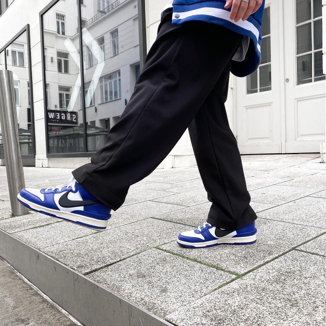 Nike x Ambush Dunk High Deep Royal Blue 착용 스타일 - 5