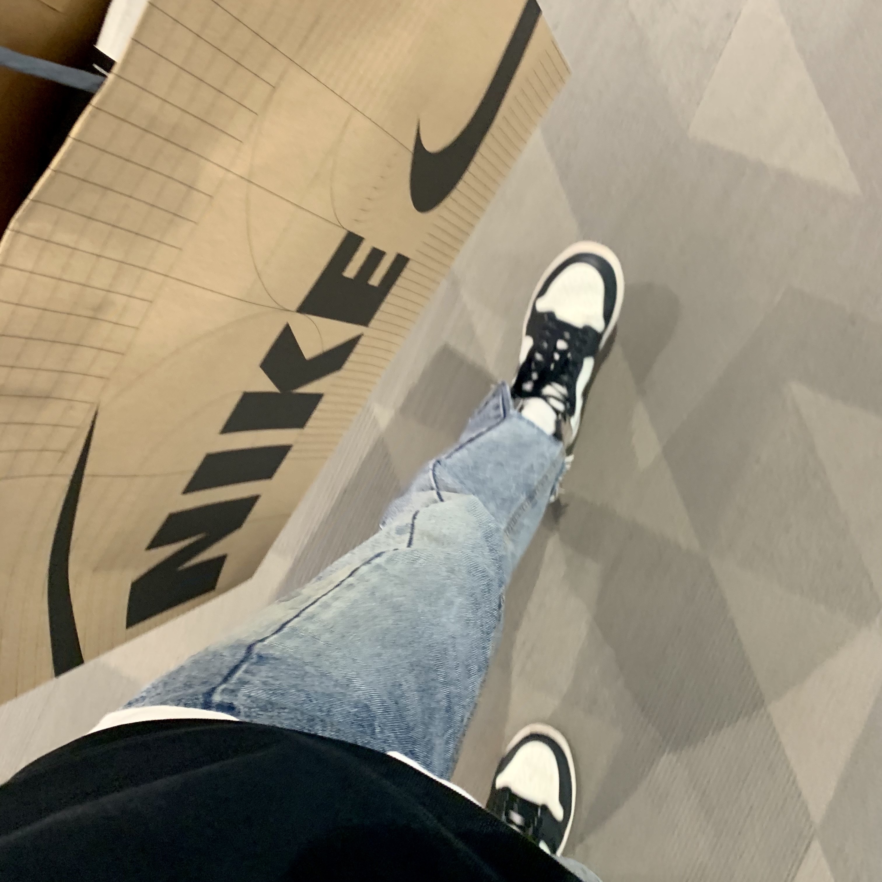 Nike Dunk Low Retro Black 착용 스타일 - 3