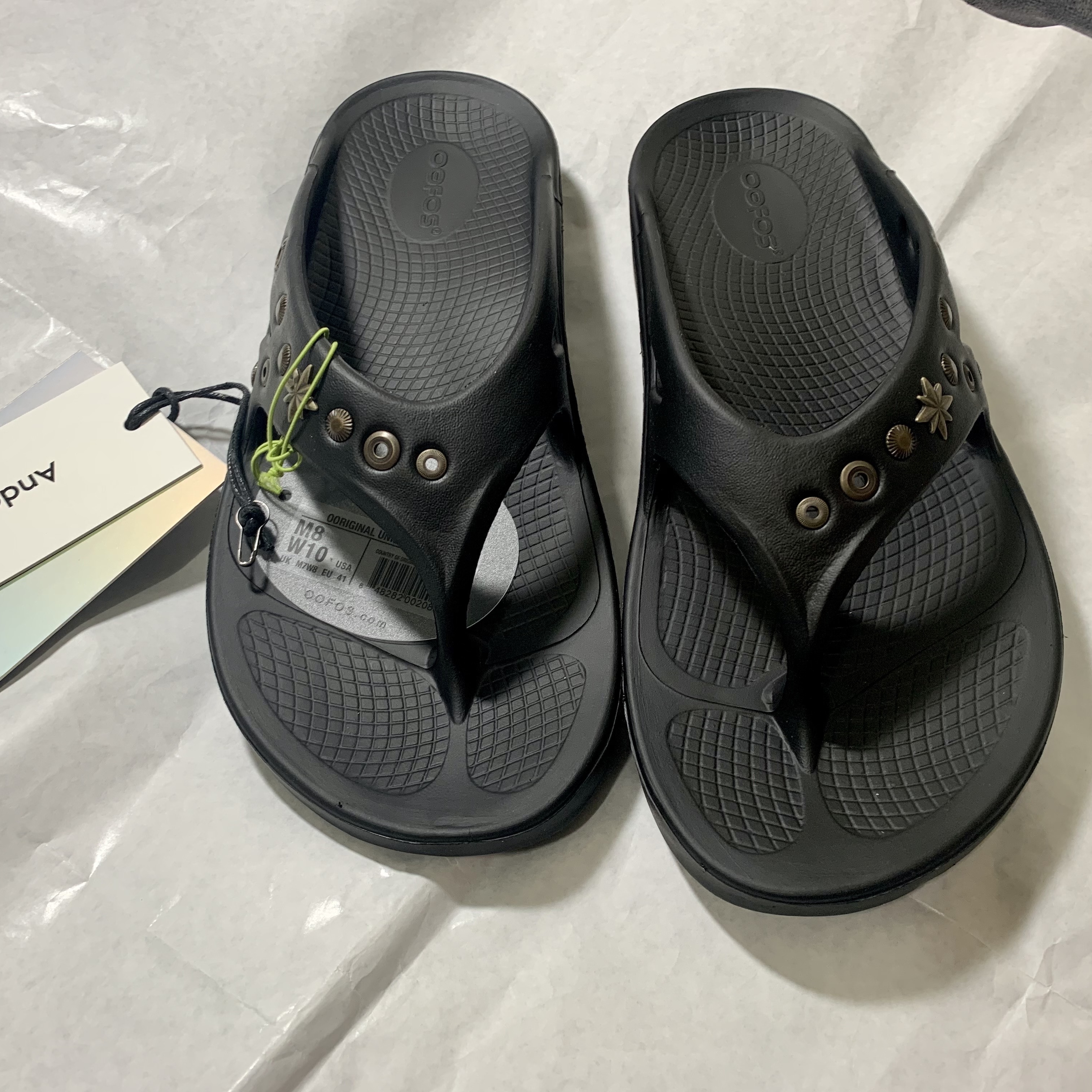 Oofos x Andersson Bell OOriginal Flip Flop Black 착용 스타일 - 2