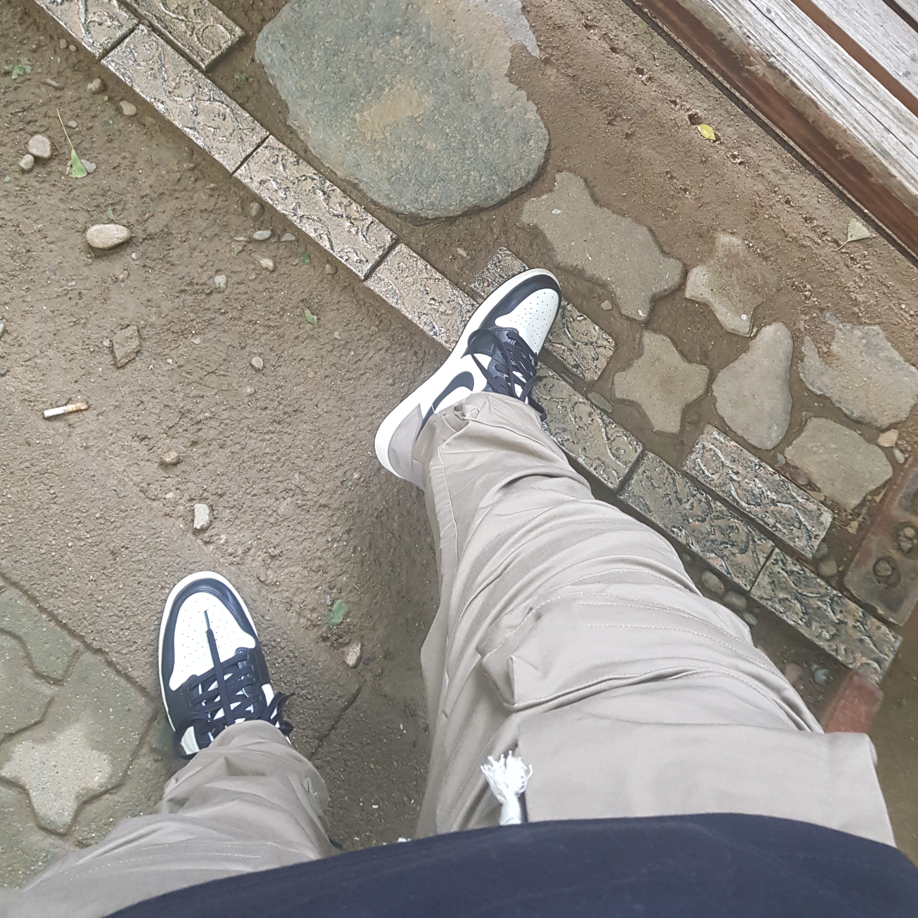 Jordan 1 Retro High OG Black Mocha 착용 스타일