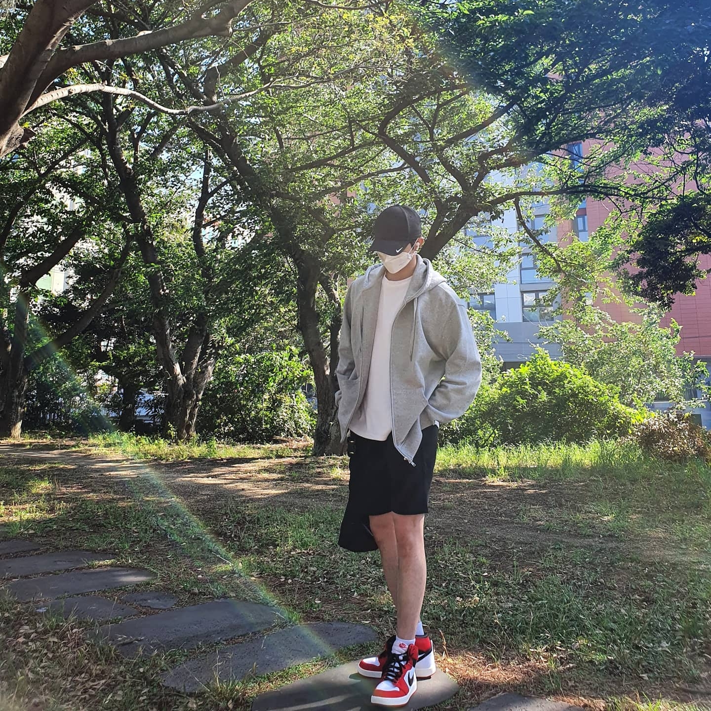 Jordan 1 KO Chicago 2021 착용 스타일 - 3
