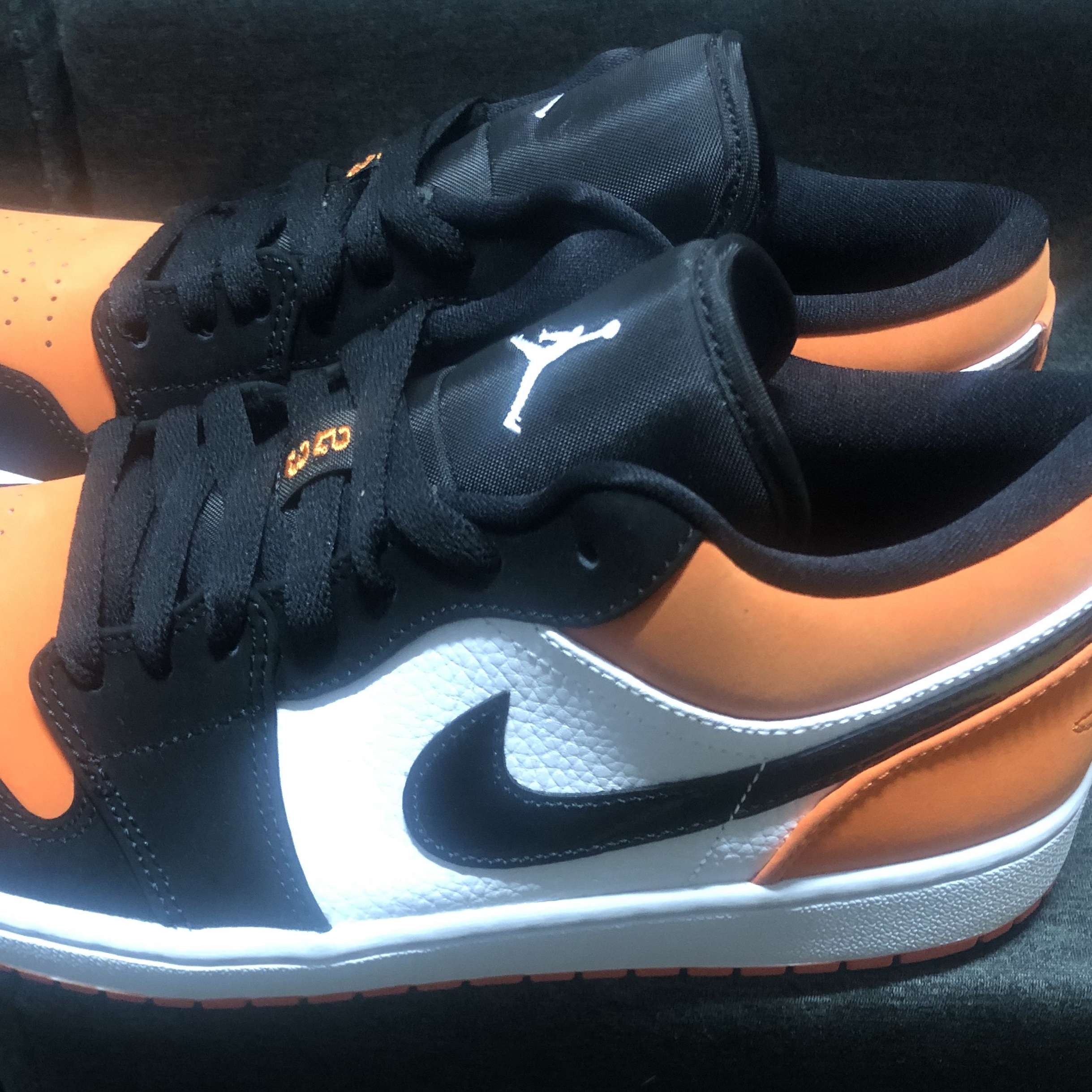 Jordan 1 Low Shattered Backboard 착용 스타일 - 2