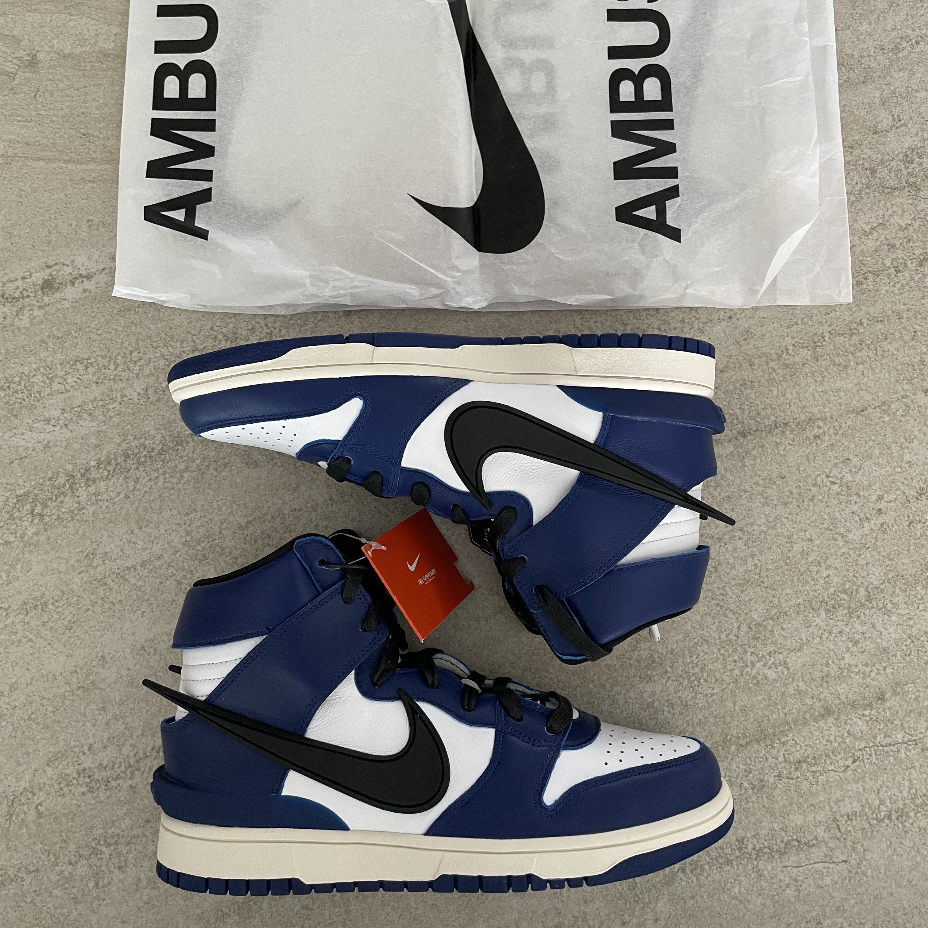 Nike x Ambush Dunk High Deep Royal Blue 착용 스타일 - 2