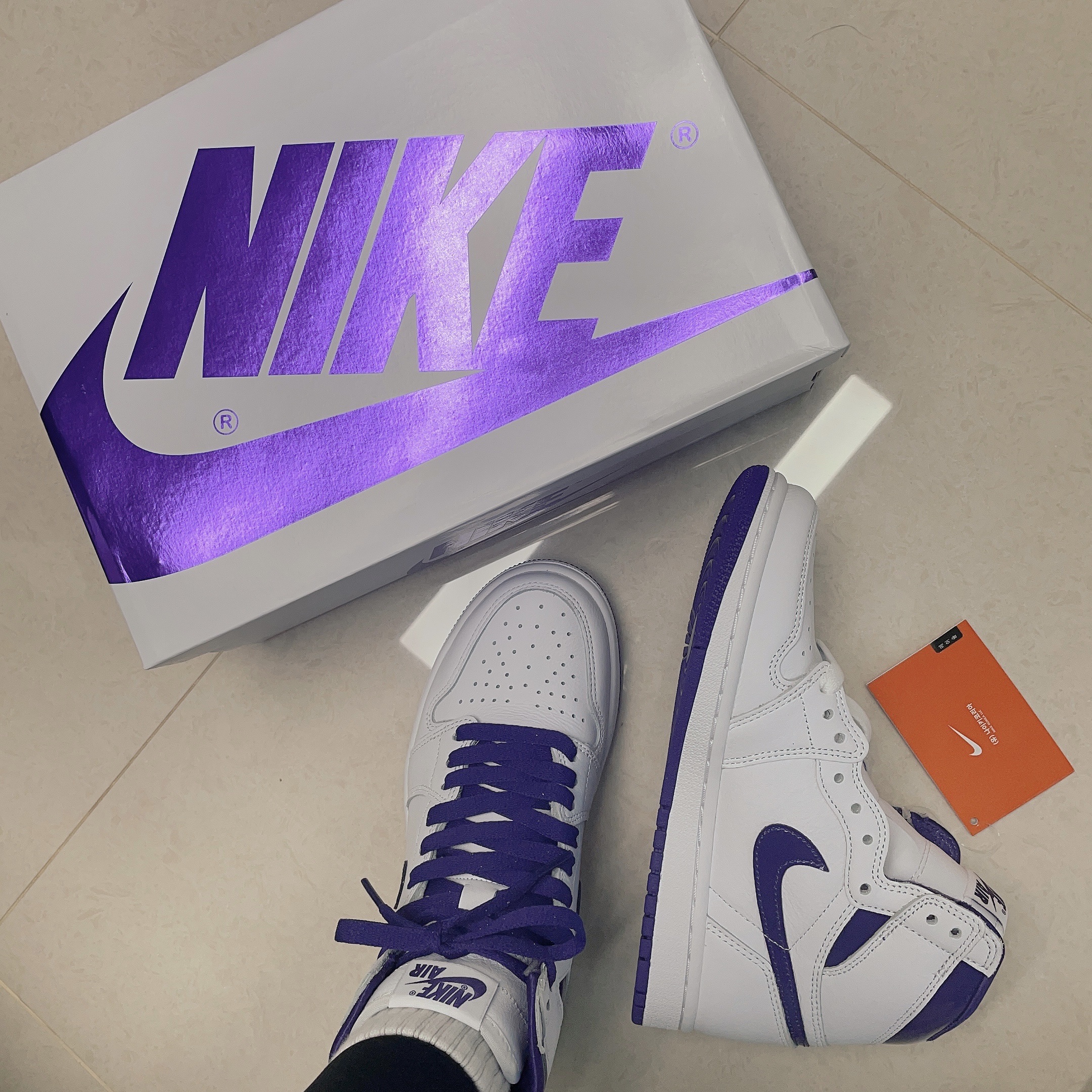 (W) Jordan 1 High OG Court Purple 착용 스타일