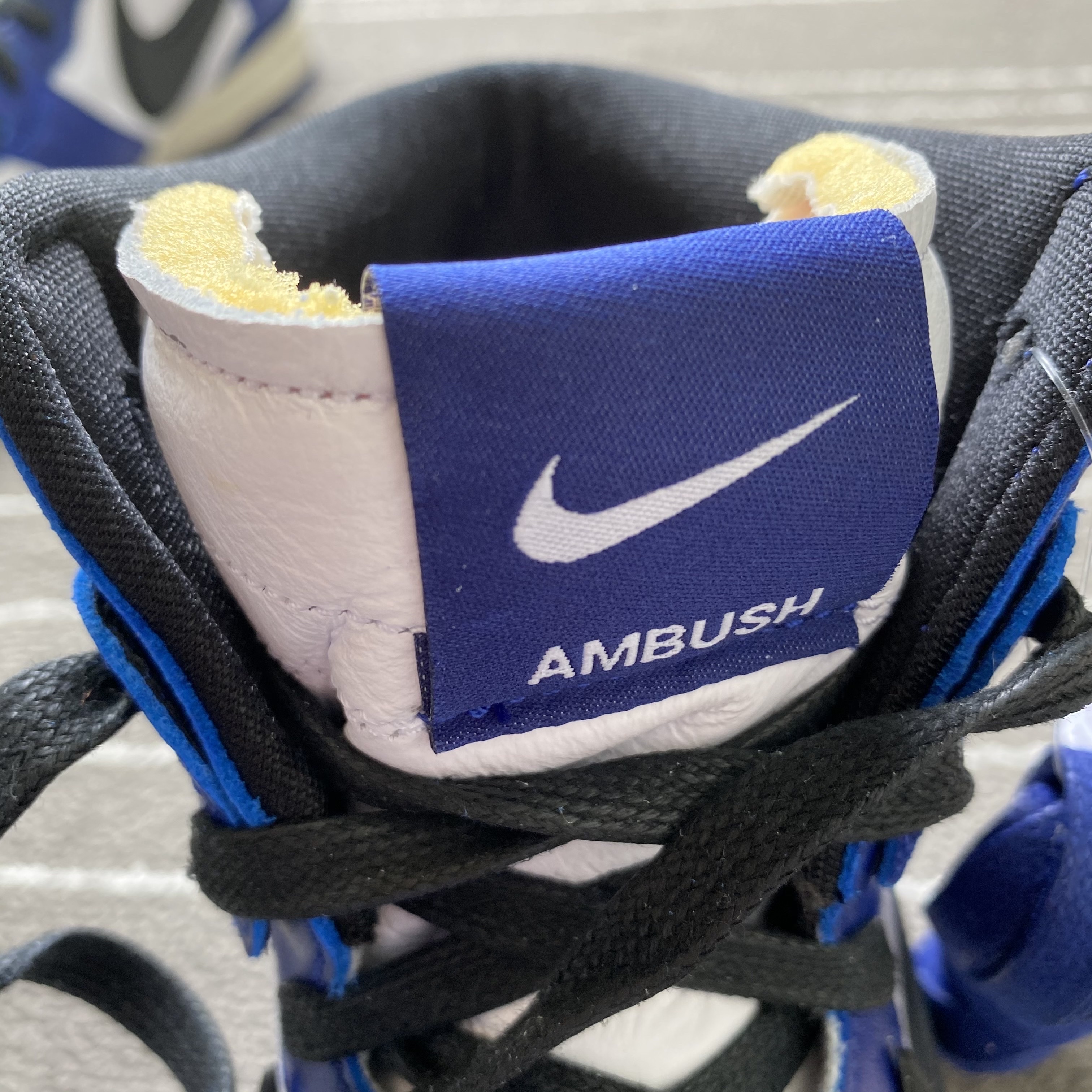 Nike x Ambush Dunk High Deep Royal Blue 착용 스타일 - 5