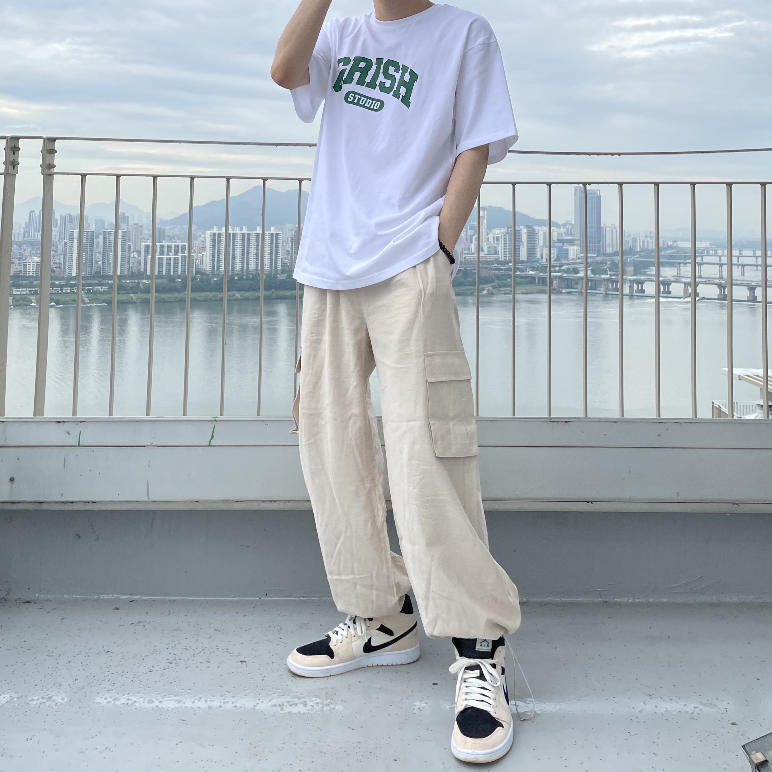(W) Jordan 1 Mid Barely Orange 착용 스타일