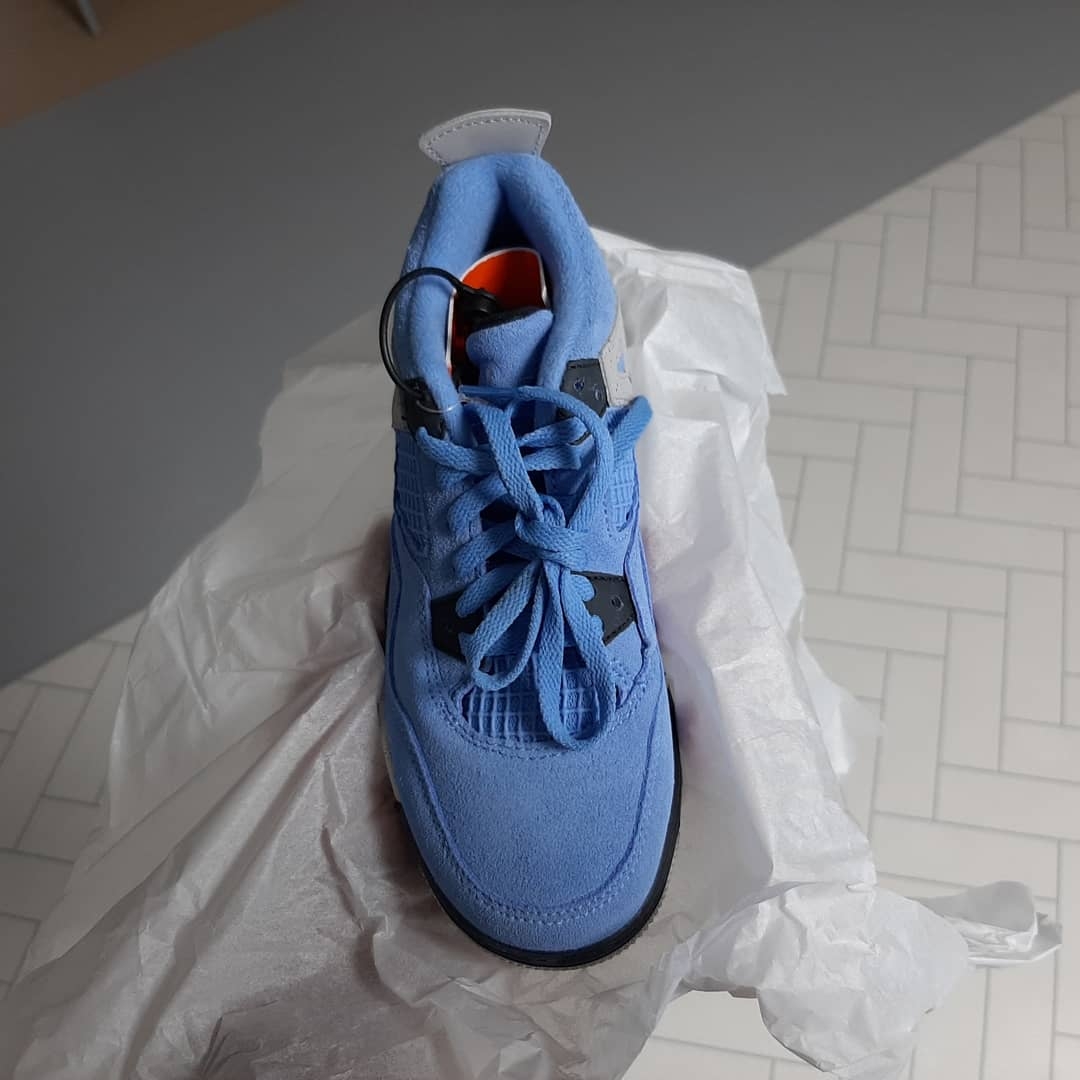 (PS) Jordan 4 Retro University Blue 착용 스타일 - 1