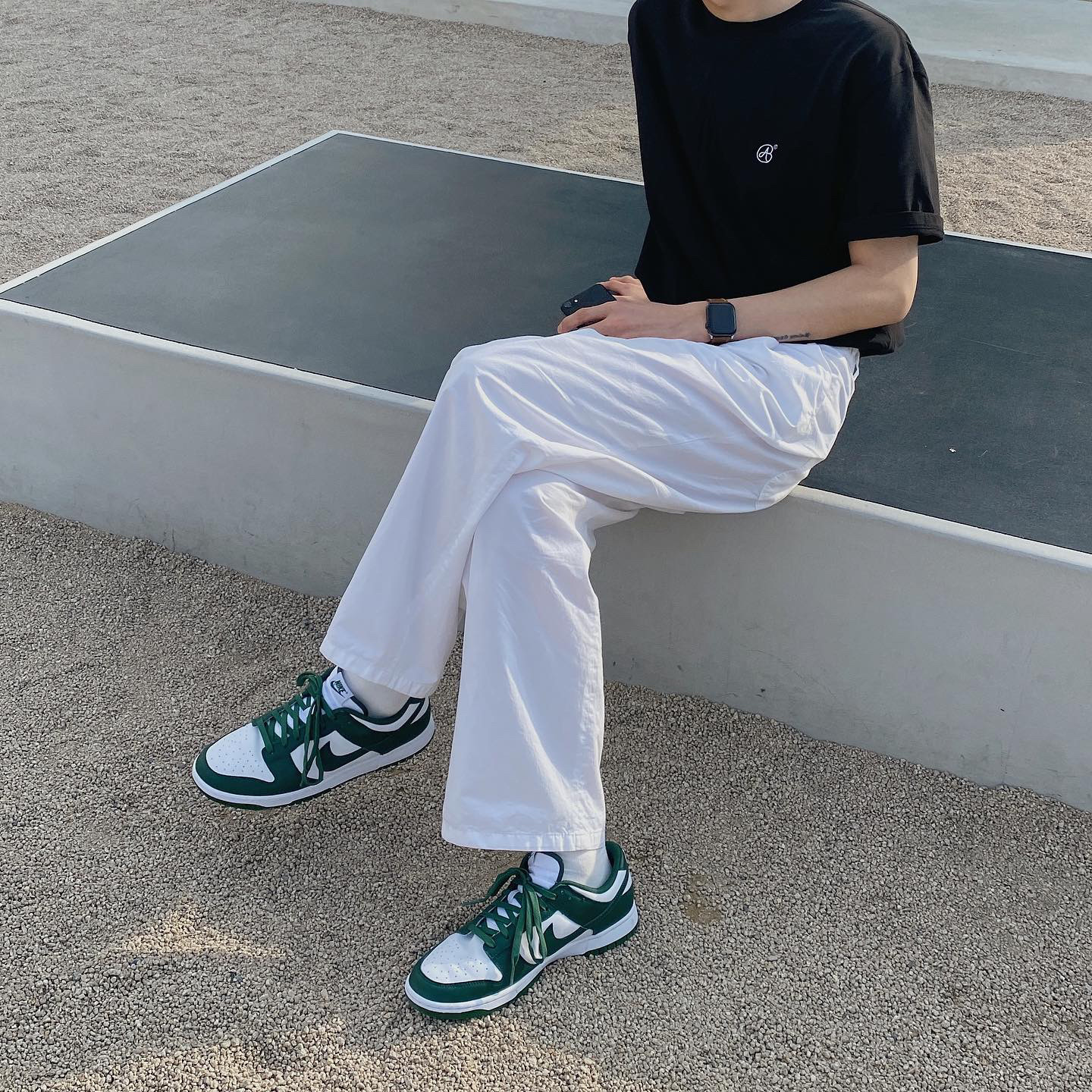 Nike Dunk Low Retro Varsity Green 착용 스타일