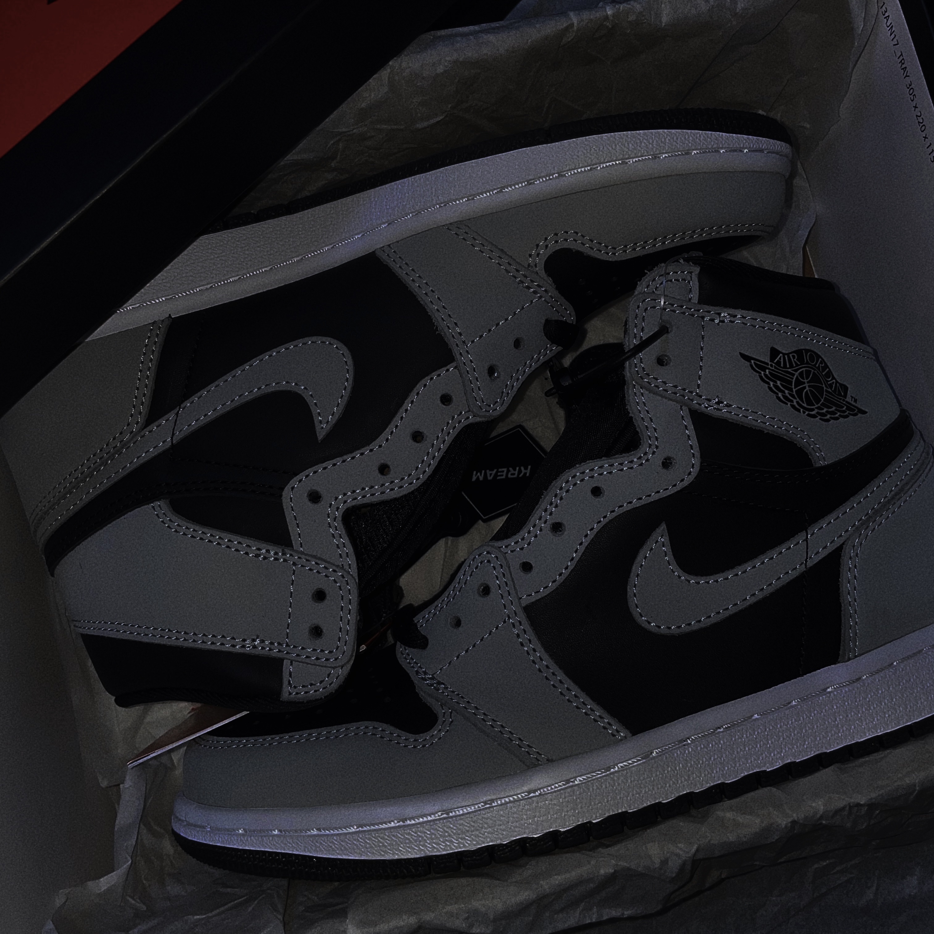 Jordan 1 Retro High OG Shadow 2.0, (GS) Jordan 1 Retro High OG Shadow 2.0 착용 스타일