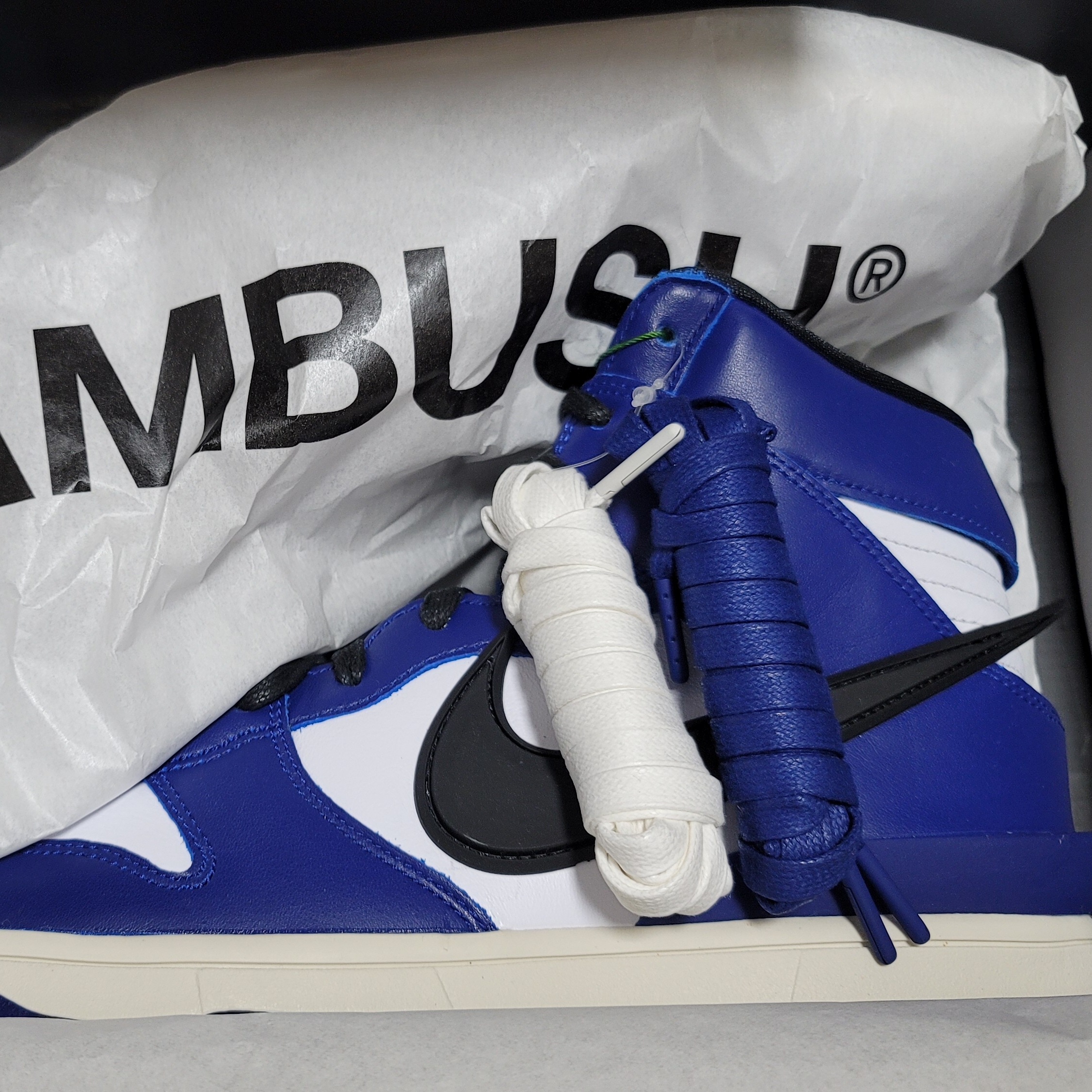 Nike x Ambush Dunk High Deep Royal Blue 착용 스타일
