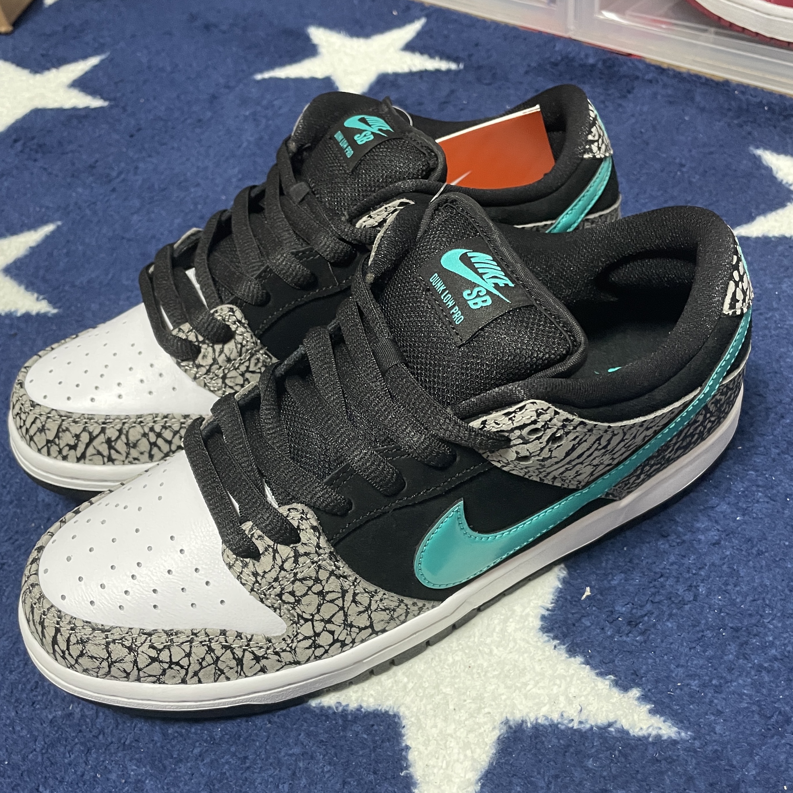 Nike SB Dunk Low Pro Clear Jade 착용 스타일 - 1