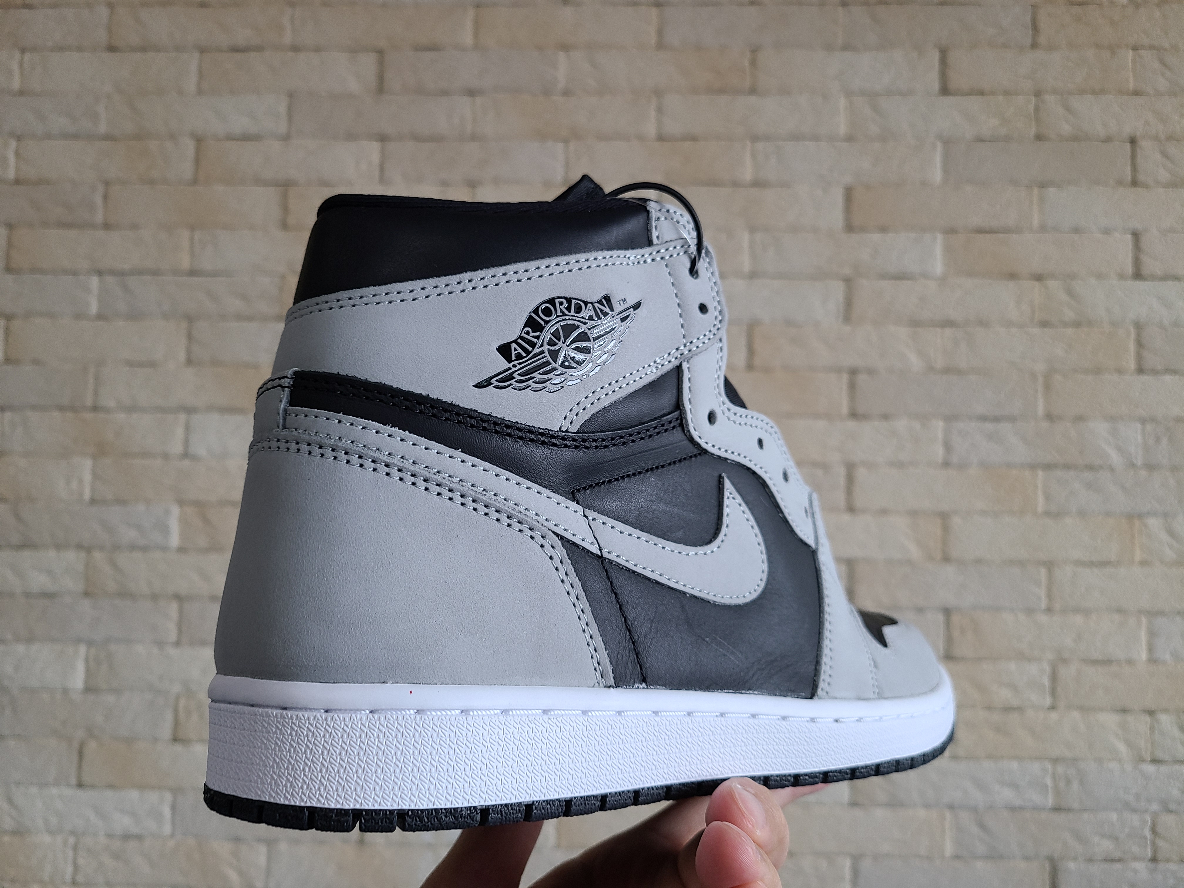 Jordan 1 Retro High OG Shadow 2.0 착용 스타일 - 4