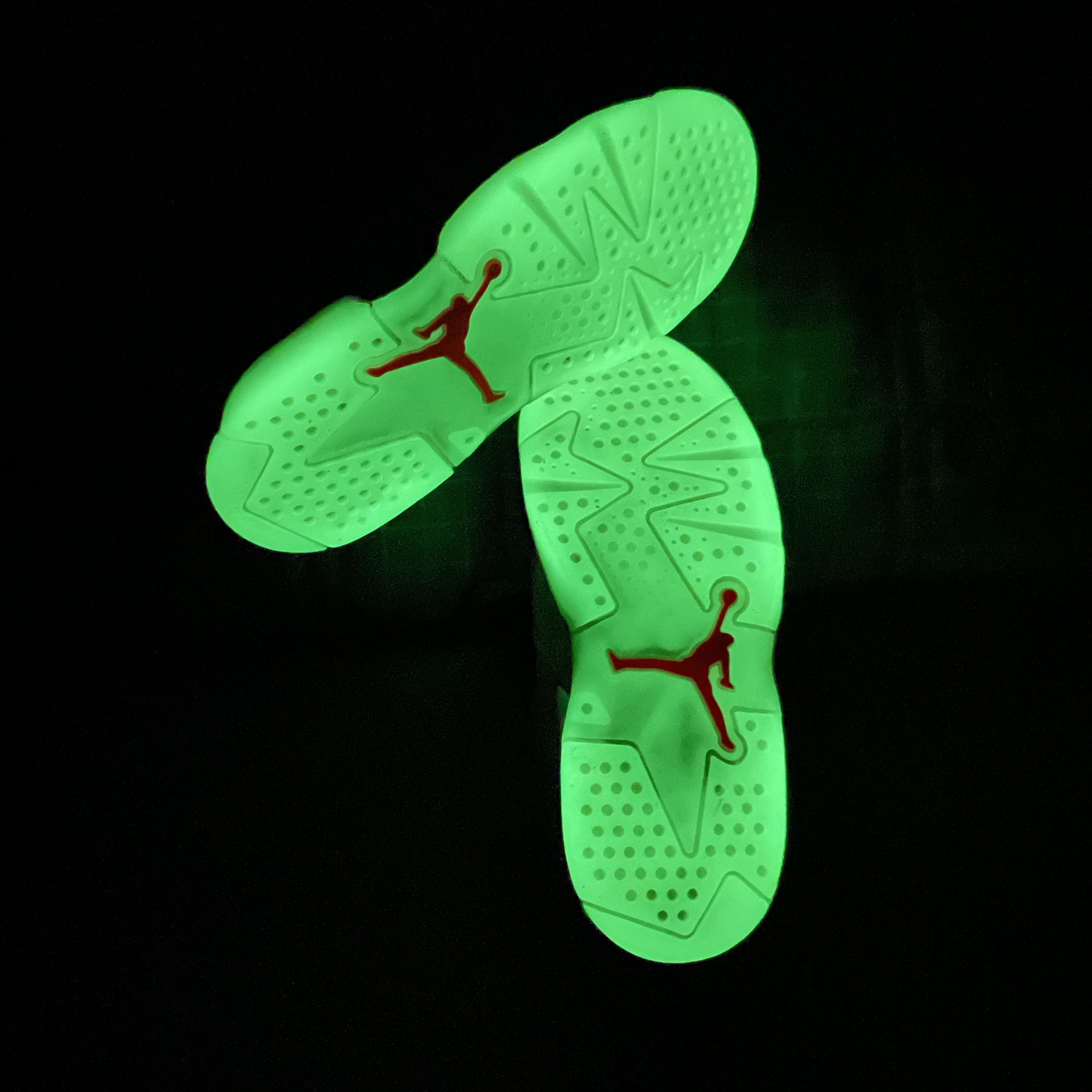 (TD) Jordan 6 x Travis Scott Retro SP British Khaki 착용 스타일 - 3