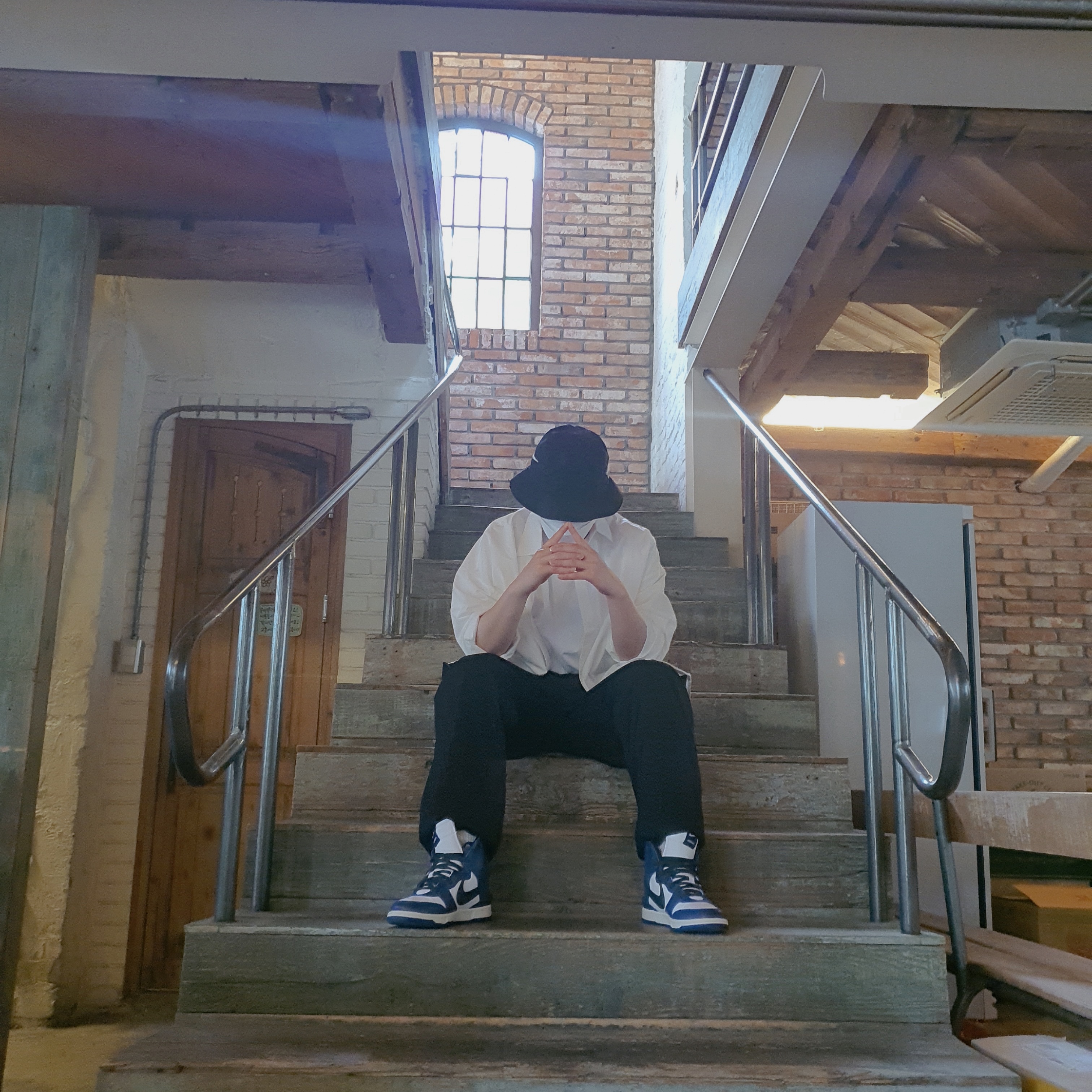Nike x Stussy Bucket Hat Black, Nike x Ambush Dunk High Deep Royal Blue 착용 스타일