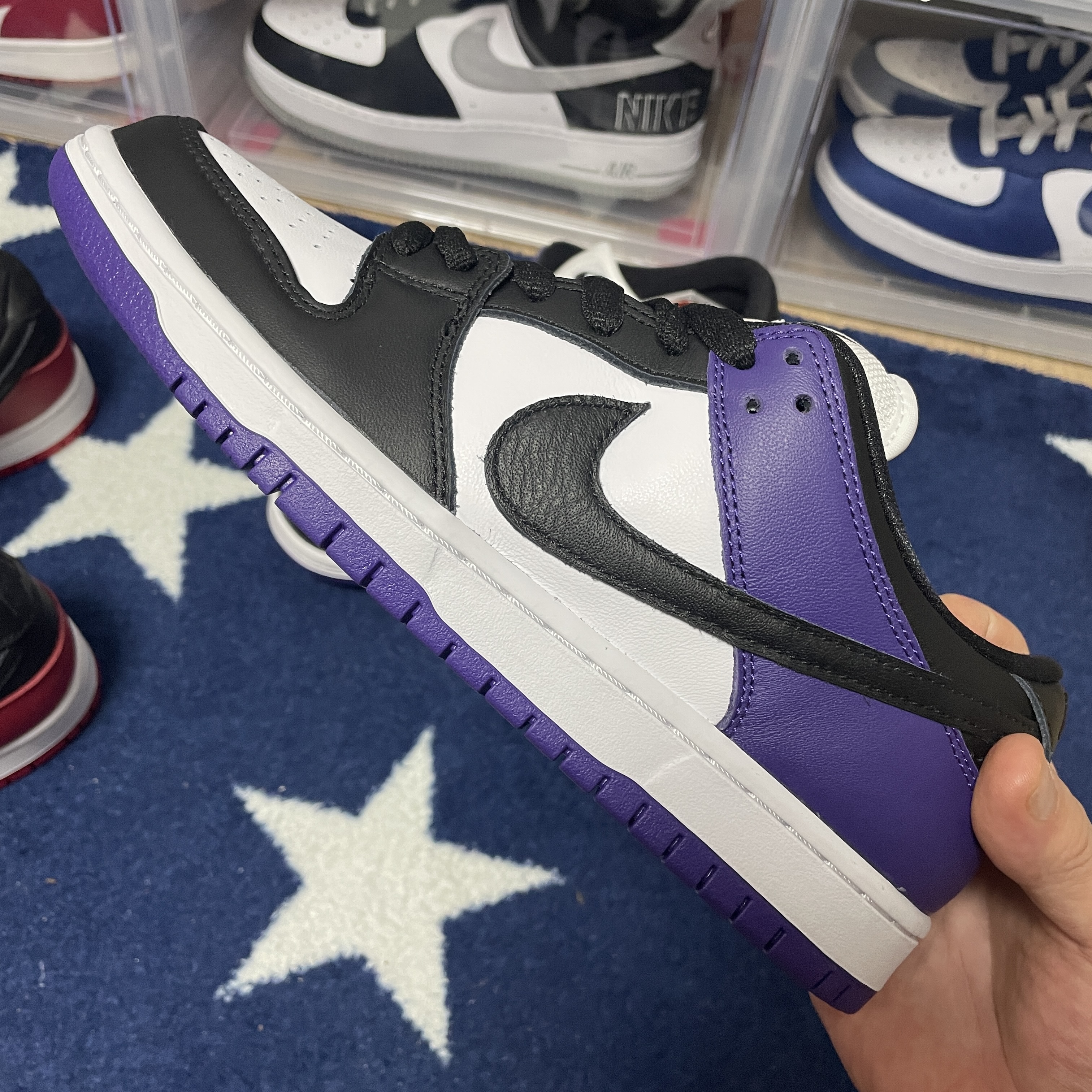 Nike SB Dunk Low Pro Court Purple 착용 스타일 - 2