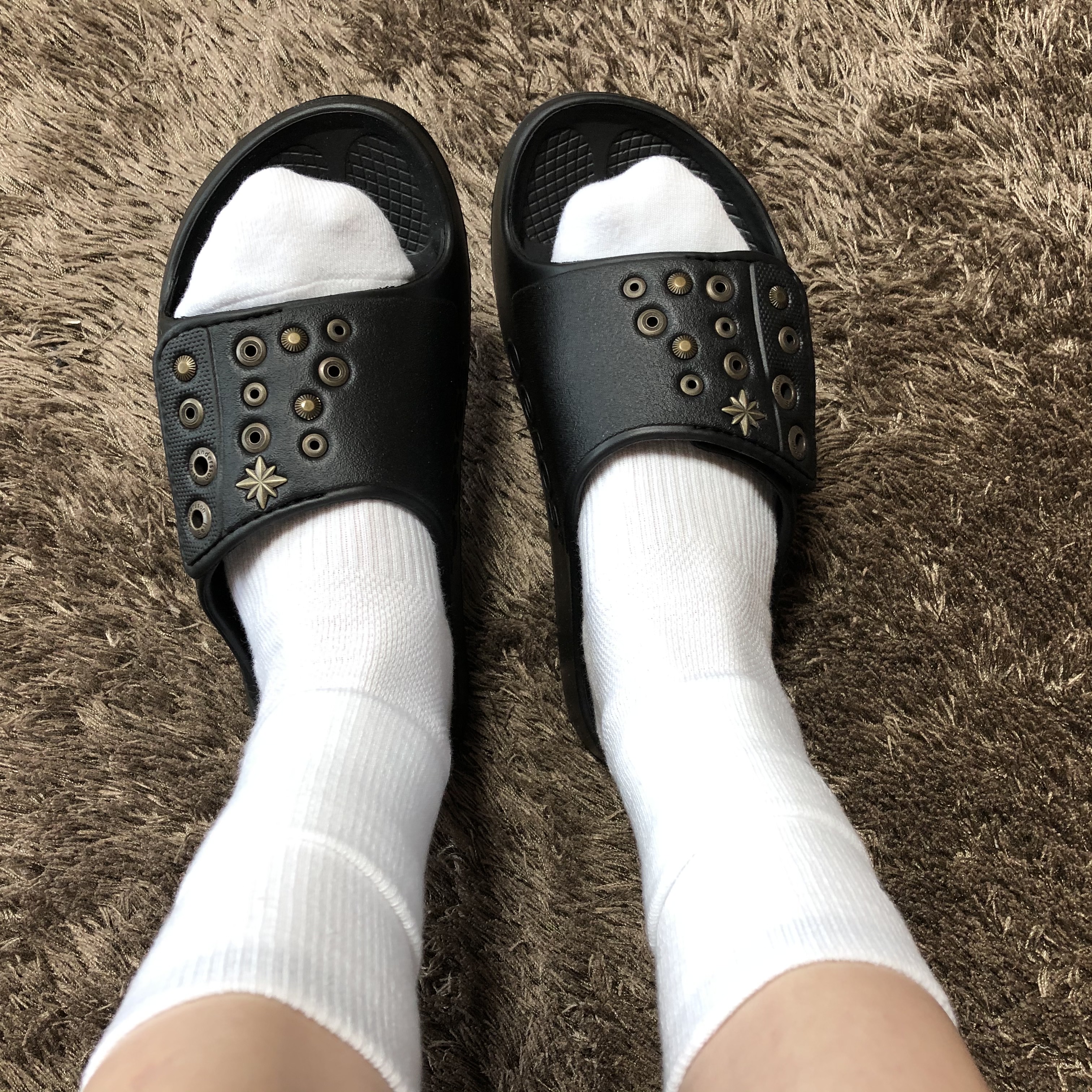Oofos x Andersson Bell Ooahh Sport Flex Black, Nike x Matthew M Williams NRG Socks White 착용 스타일 - 2